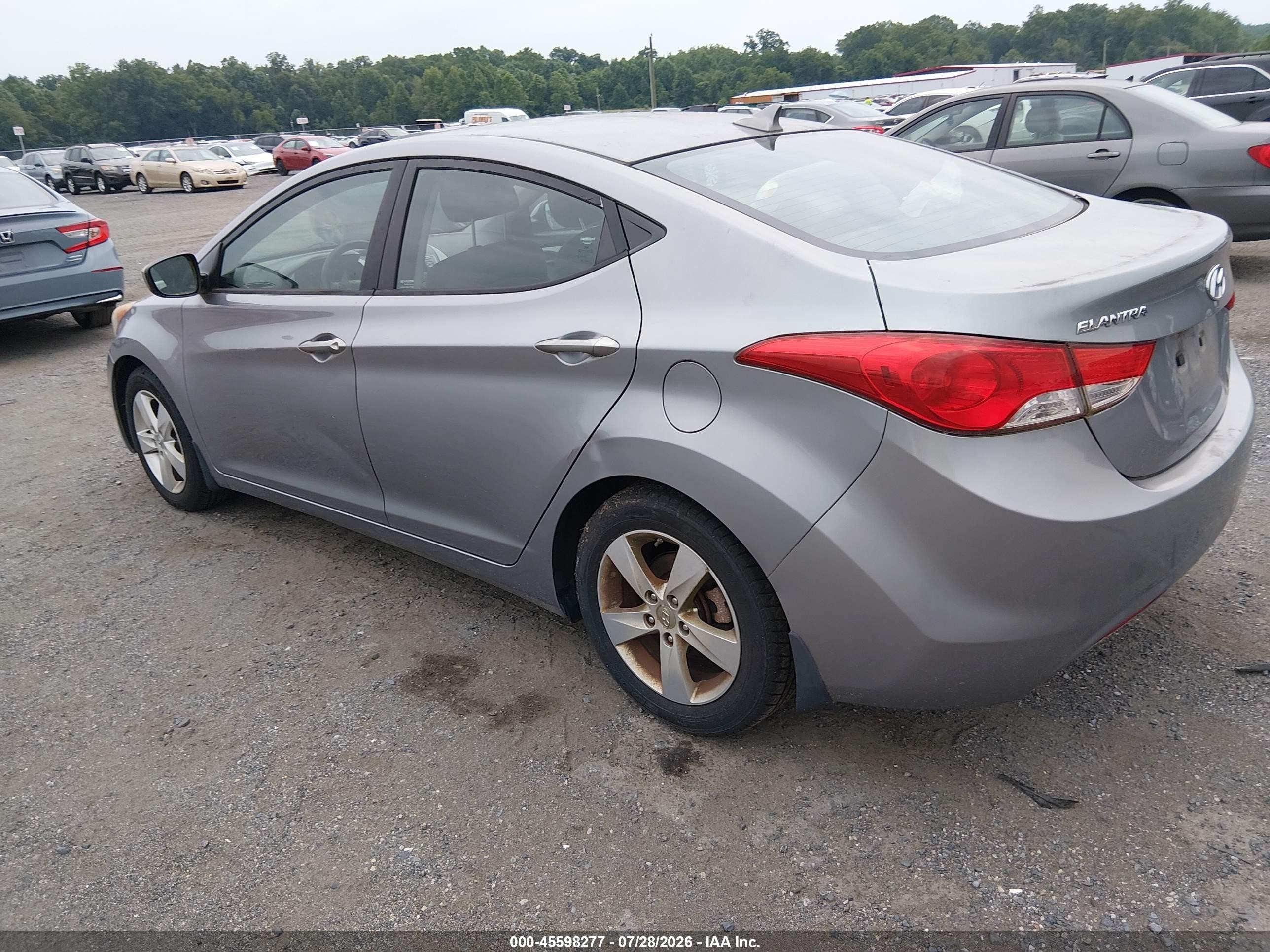 2013 Hyundai Elantra Gls Silver vin: KMHDH4AE2DU750408