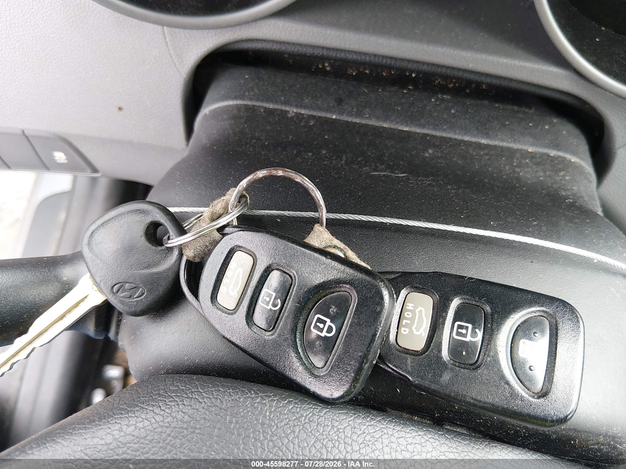 2013 Hyundai Elantra Gls Silver vin: KMHDH4AE2DU750408