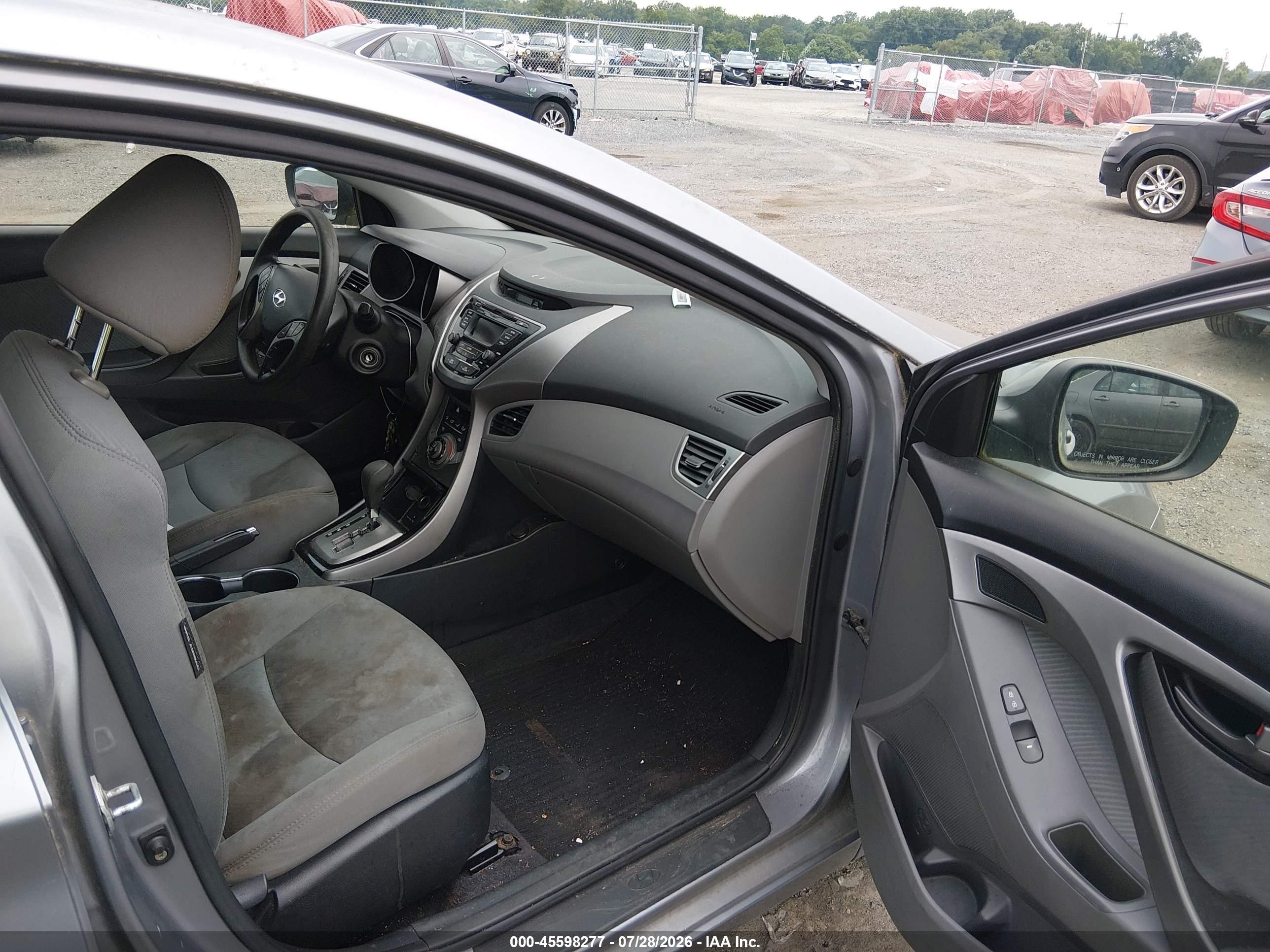2013 Hyundai Elantra Gls Silver vin: KMHDH4AE2DU750408