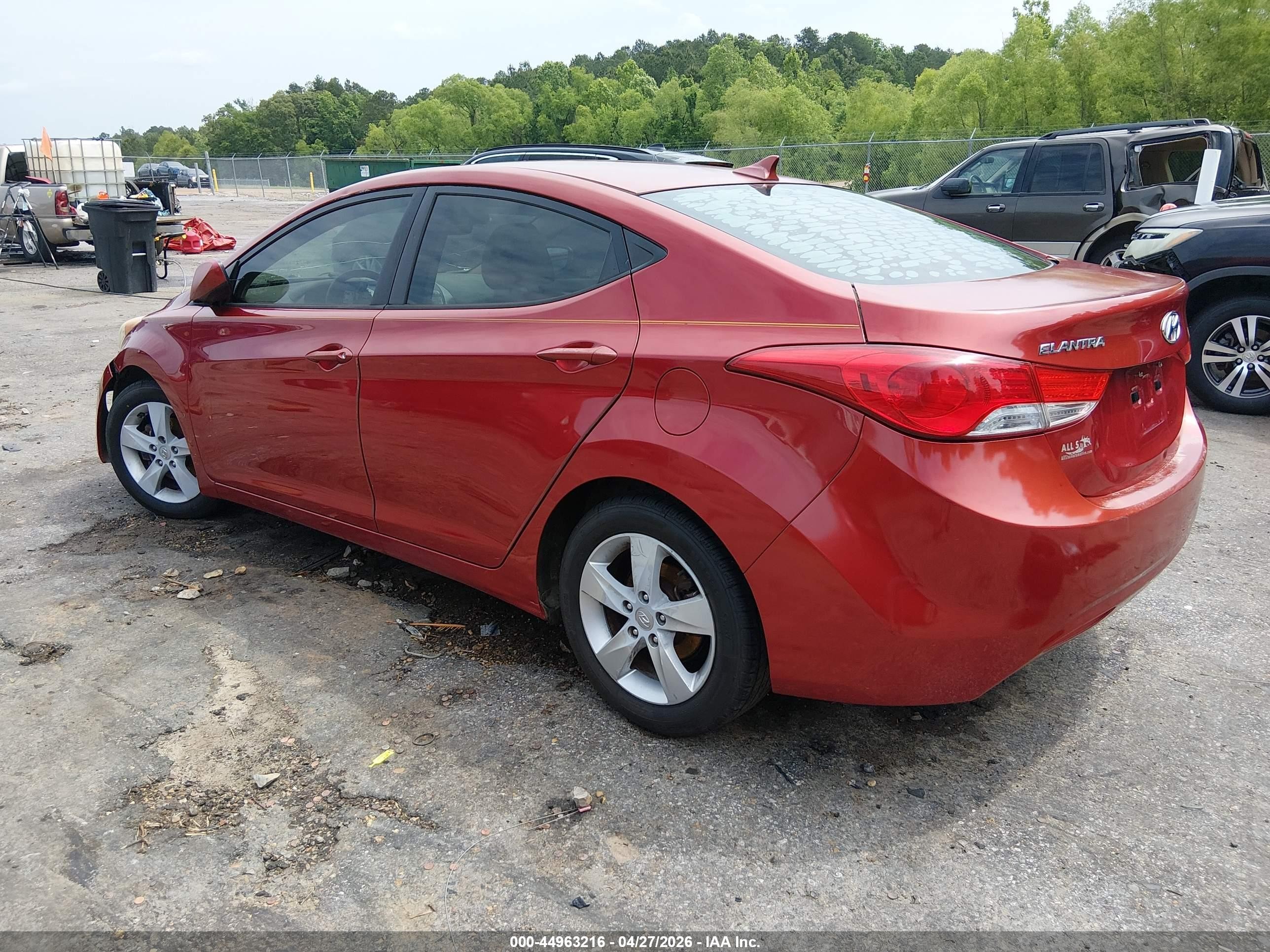 2013 Hyundai Elantra Gls Красный vin: KMHDH4AE2DU750523