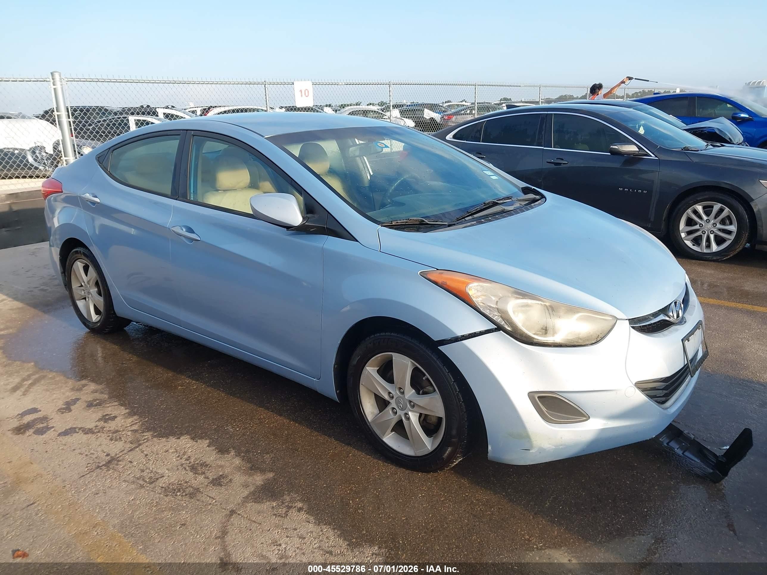 2013 Hyundai Elantra Gls Light Blue vin: KMHDH4AE2DU769007