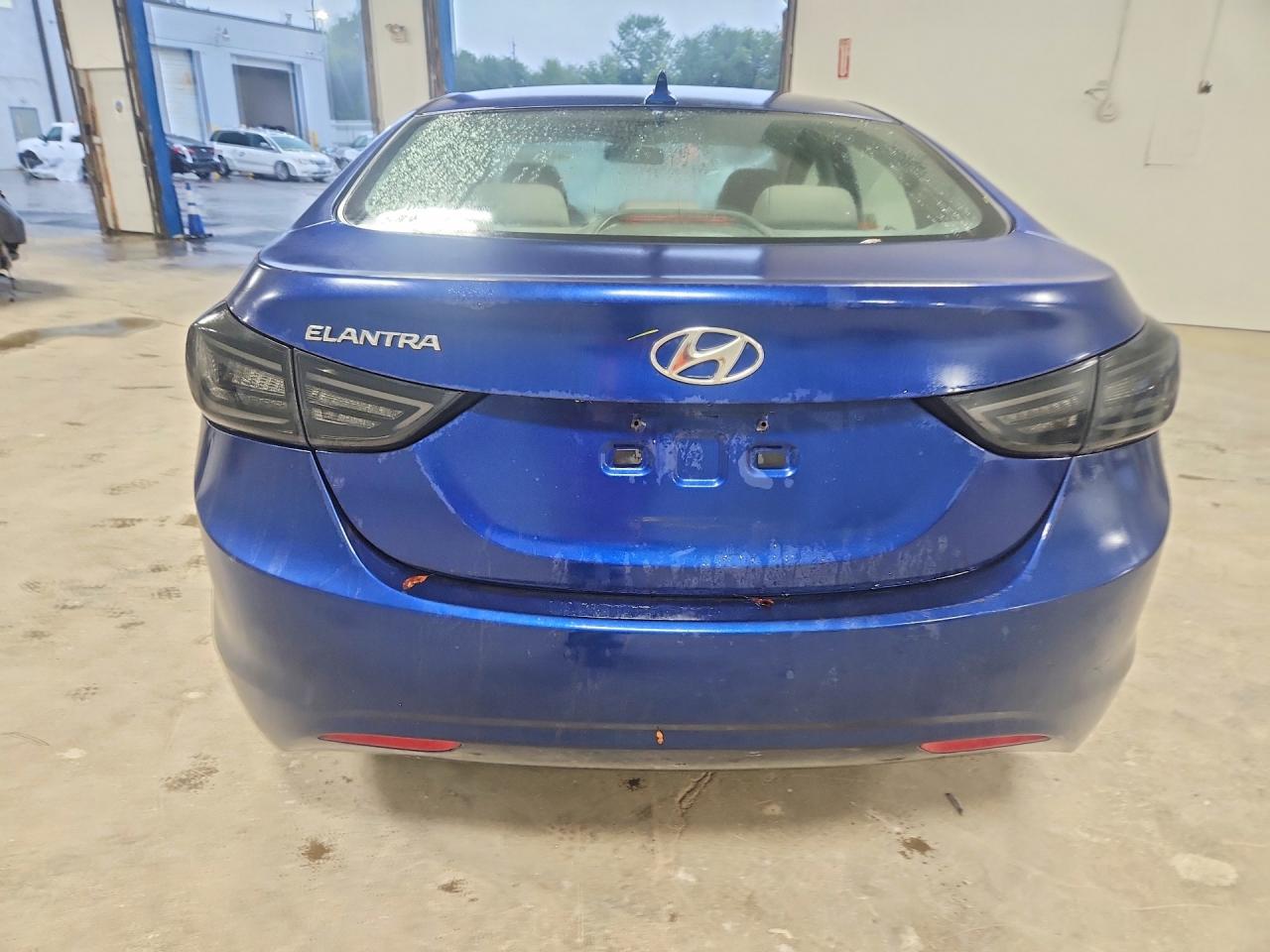 2013 Hyundai Elantra Gls Blue vin: KMHDH4AE2DU837824