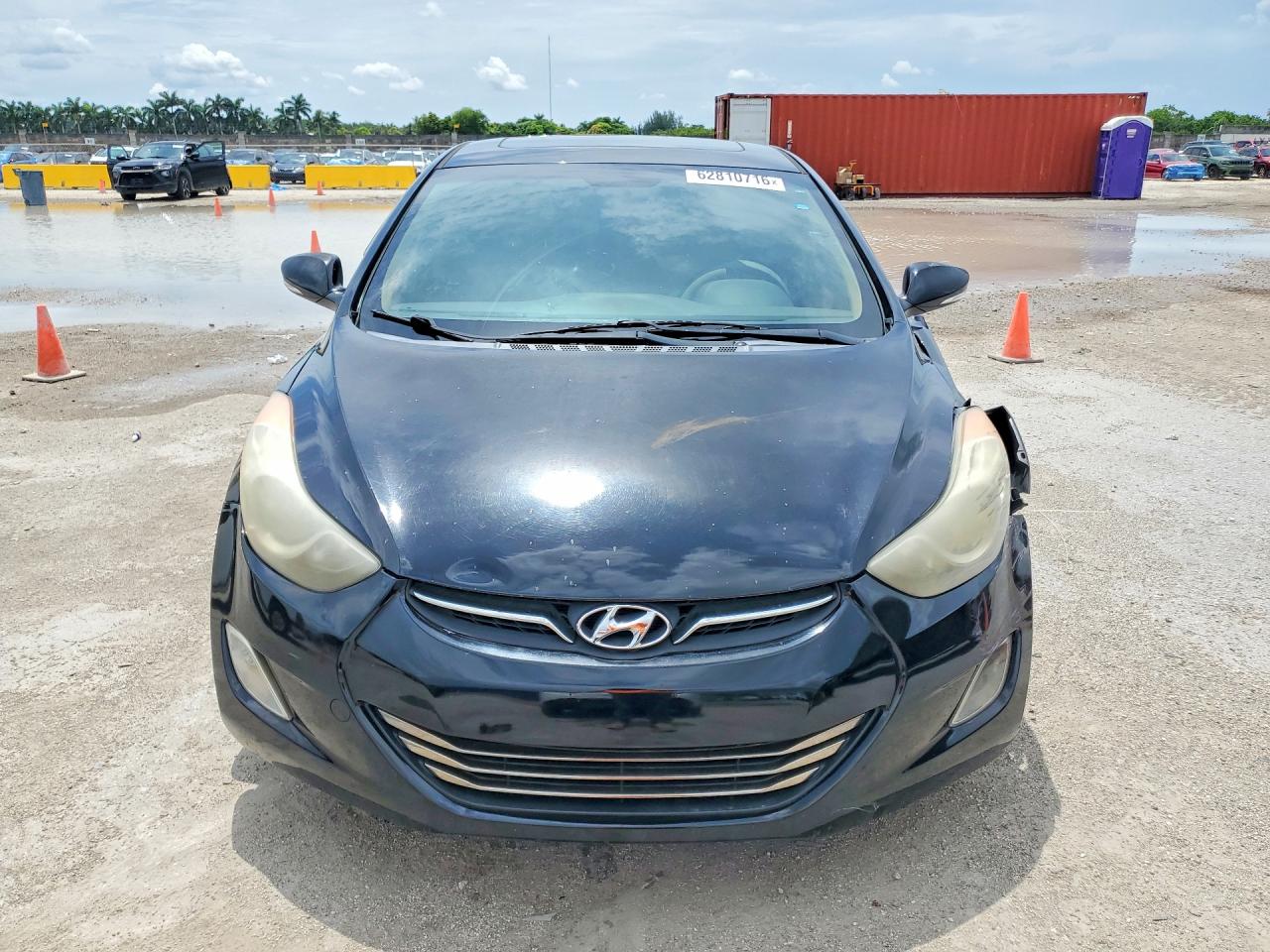 2013 Hyundai Elantra Limited Black vin: KMHDH4AE2DU847771