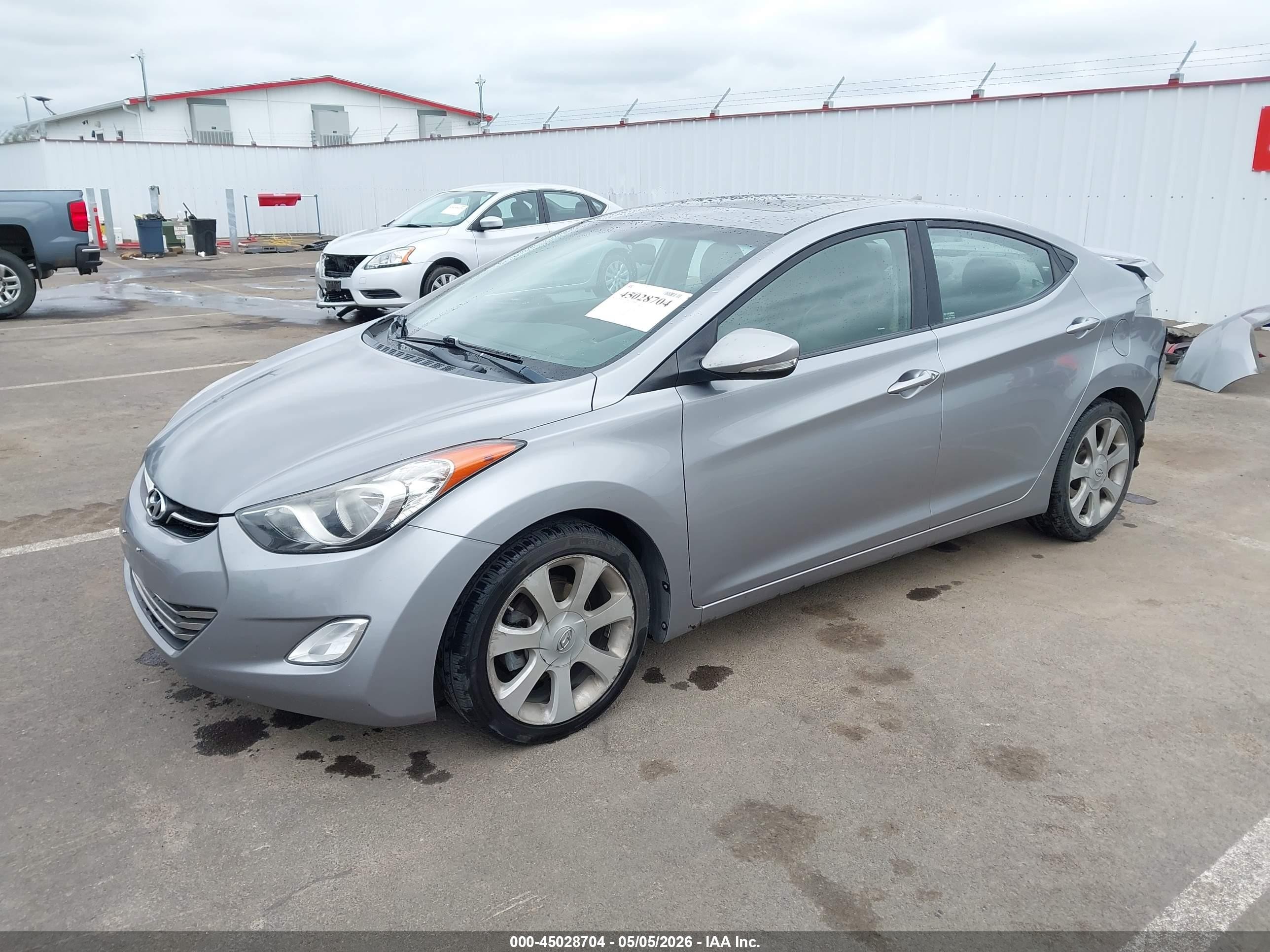 2013 Hyundai Elantra Limited Silver vin: KMHDH4AE2DU853456