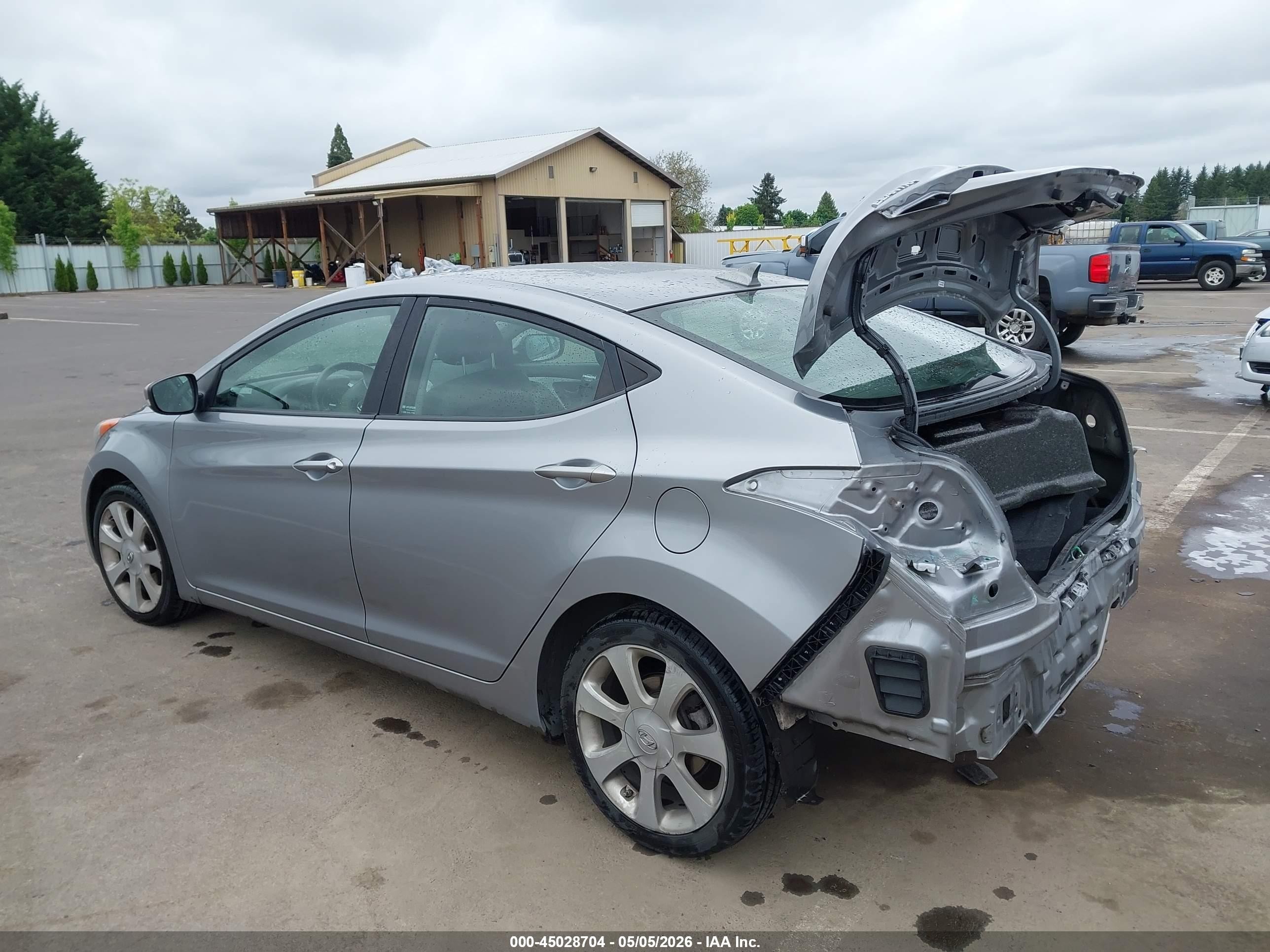 2013 Hyundai Elantra Limited Silver vin: KMHDH4AE2DU853456