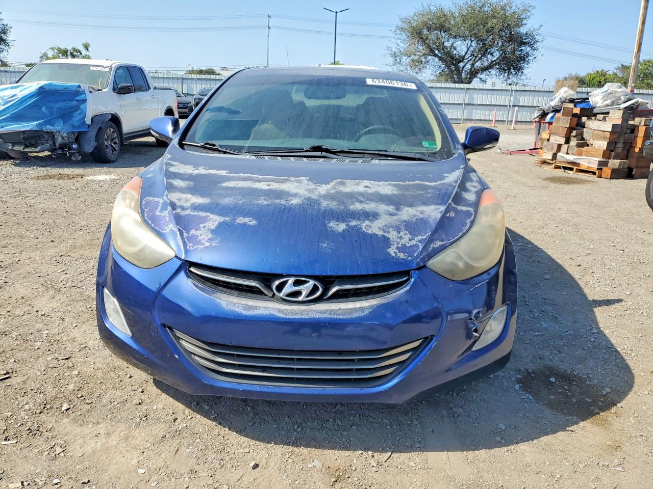 2013 Hyundai Elantra Limited Blue vin: KMHDH4AE2DU869883