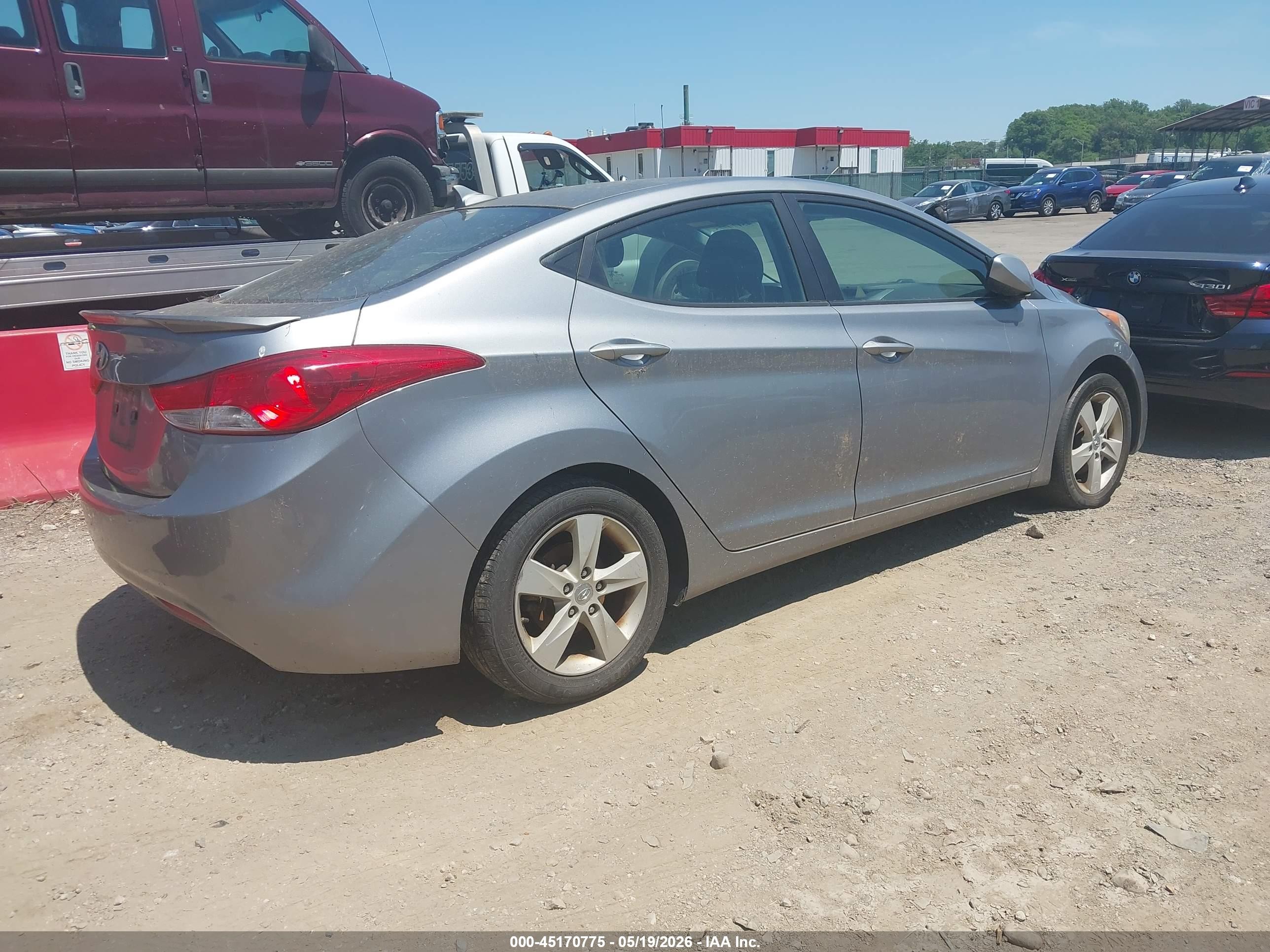 2013 Hyundai Elantra Gls Gray vin: KMHDH4AE2DU909007