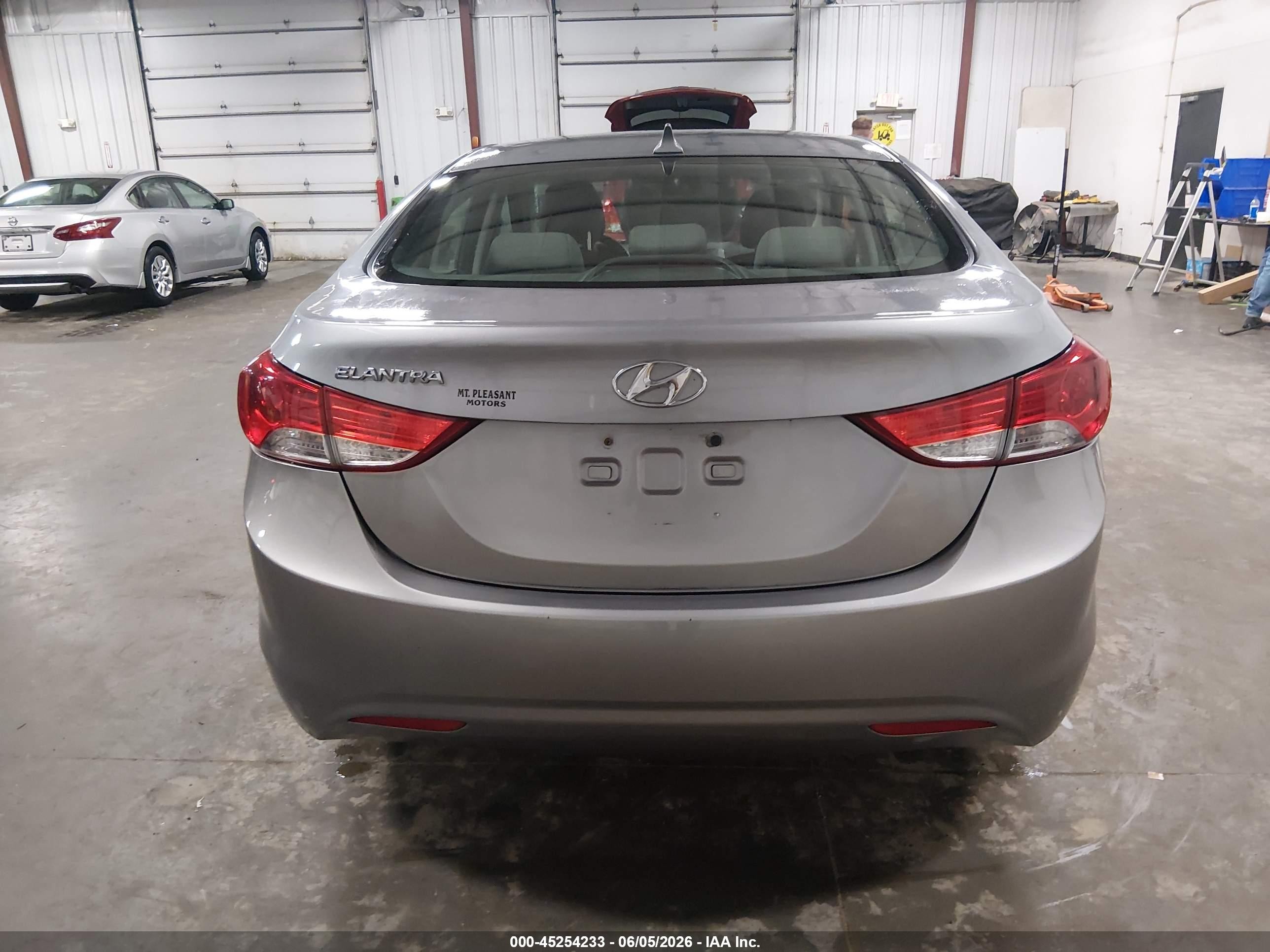 2013 Hyundai Elantra Gls (ulsan Plant) Gray vin: KMHDH4AE2DU919116
