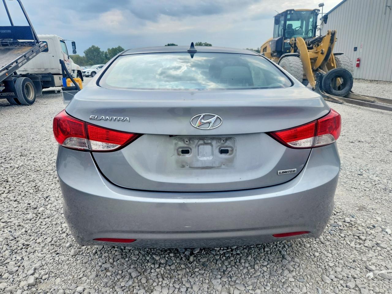 2013 Hyundai Elantra Limited Gray vin: KMHDH4AE2DU922601