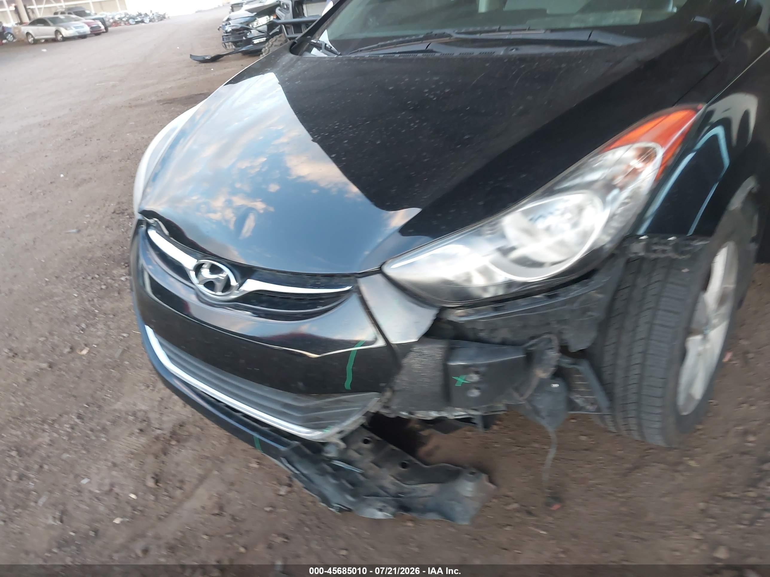 2013 Hyundai Elantra Gls Black vin: KMHDH4AE2DU946493