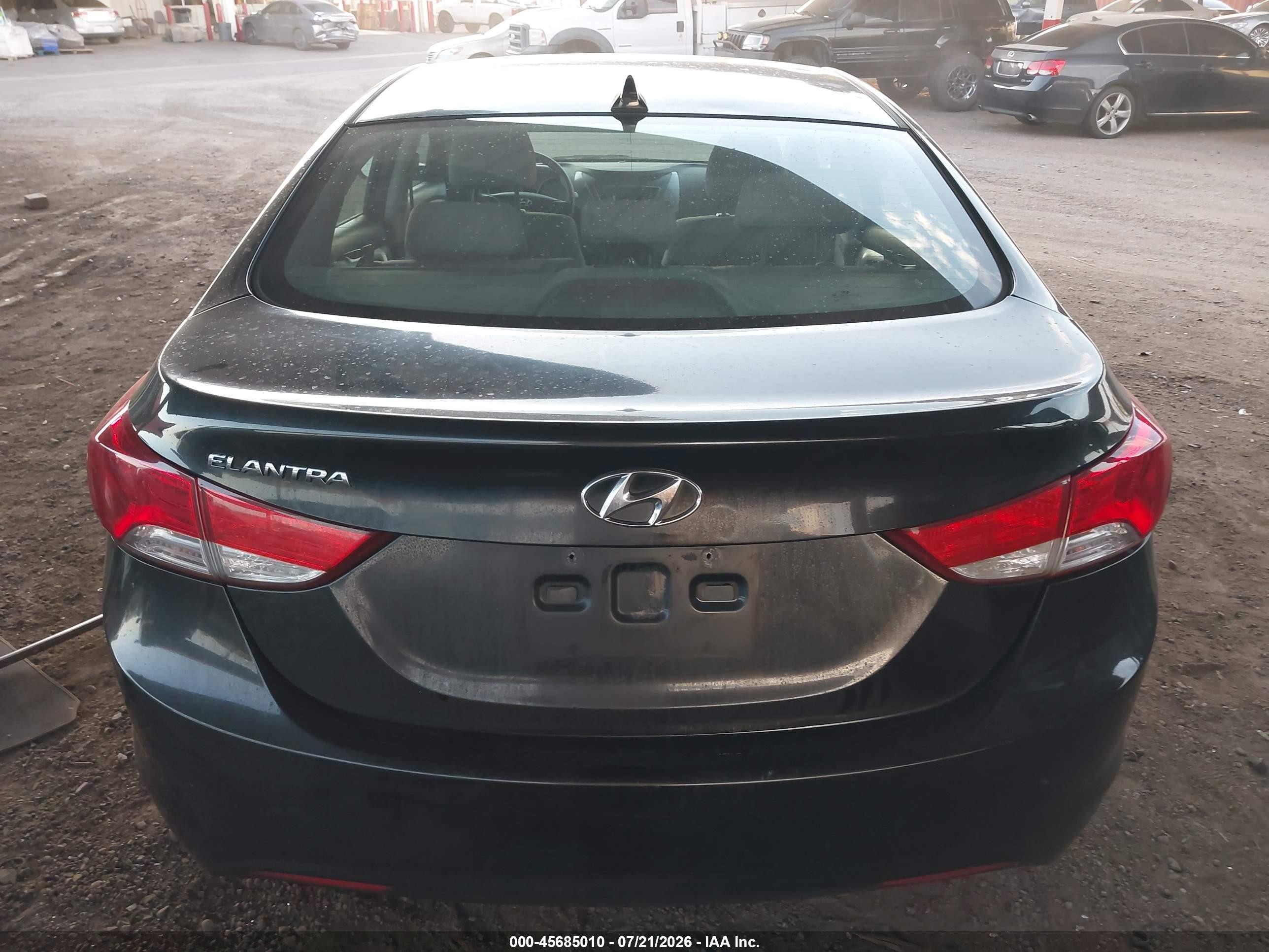 2013 Hyundai Elantra Gls Black vin: KMHDH4AE2DU946493