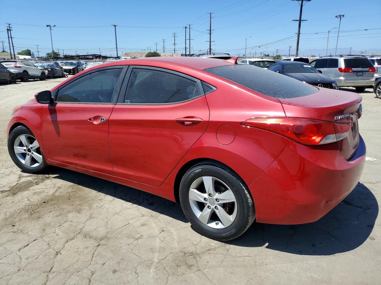2013 Hyundai Elantra Gl Red vin: KMHDH4AE2DU947692