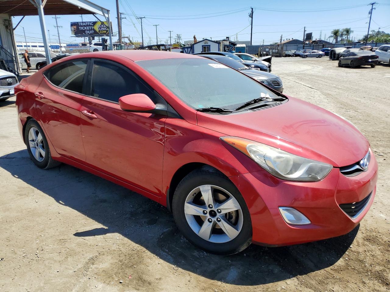 2013 Hyundai Elantra Gl Red vin: KMHDH4AE2DU947692