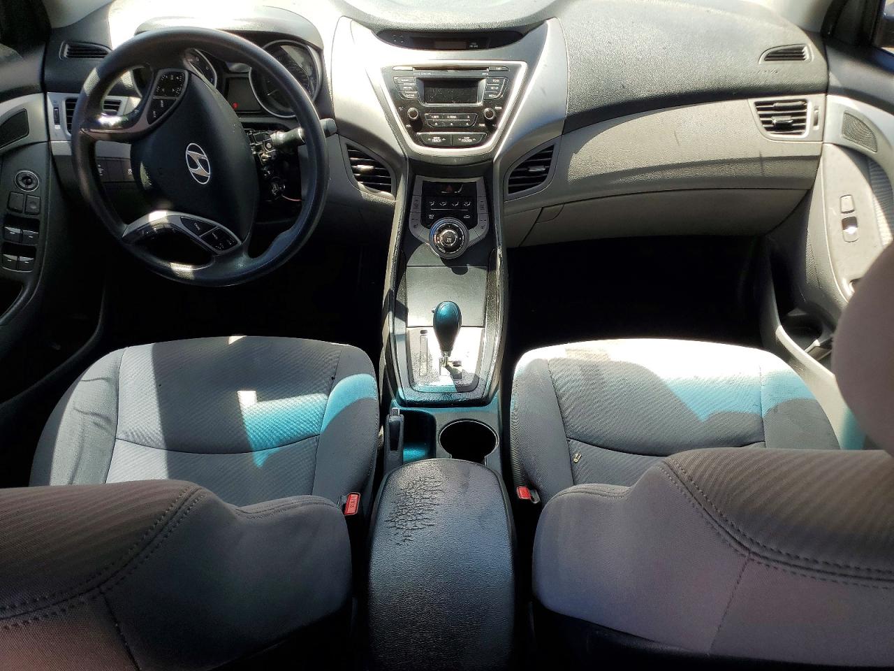 2013 Hyundai Elantra Gl Red vin: KMHDH4AE2DU947692