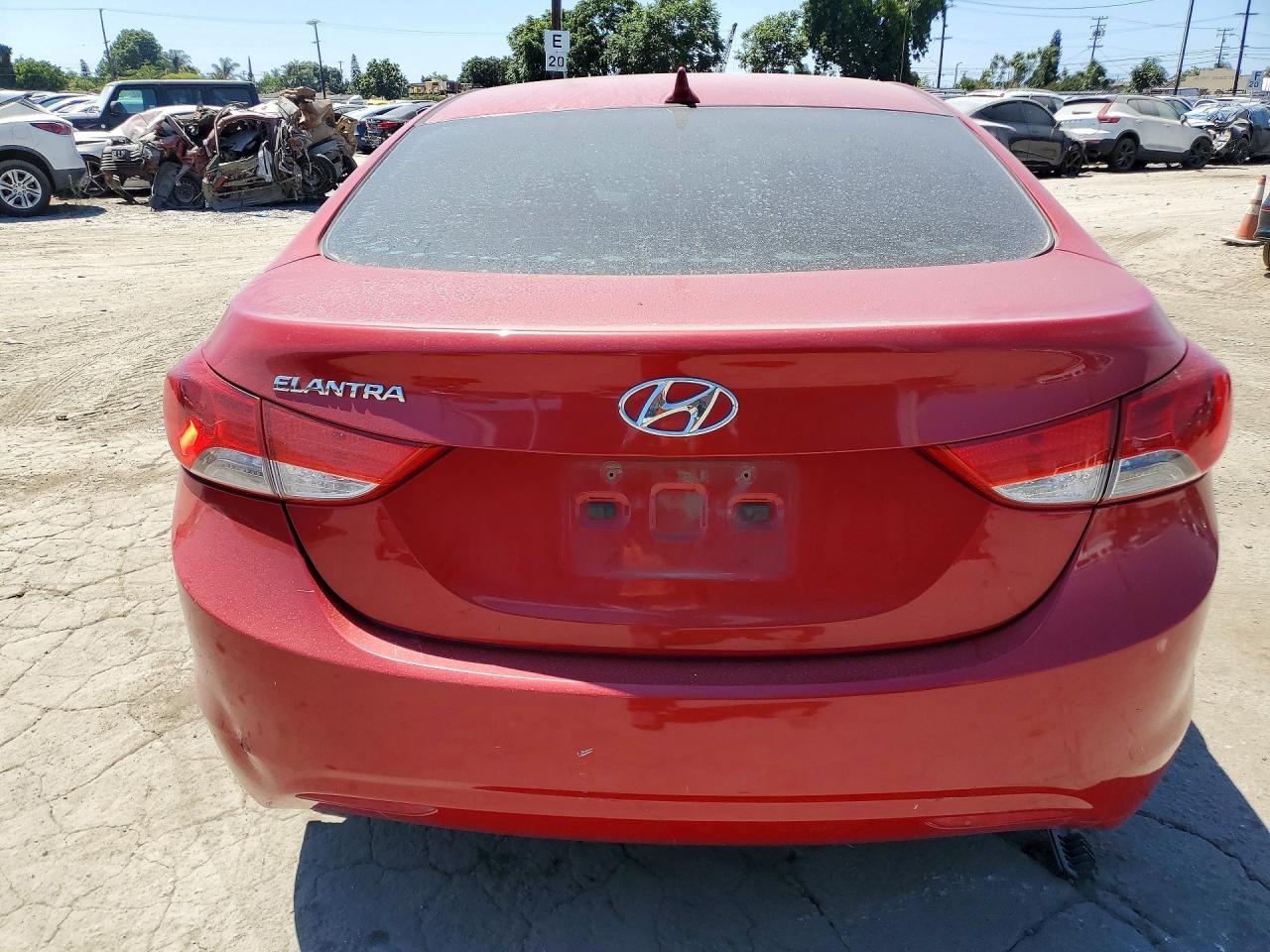 2013 Hyundai Elantra Gl Red vin: KMHDH4AE2DU947692