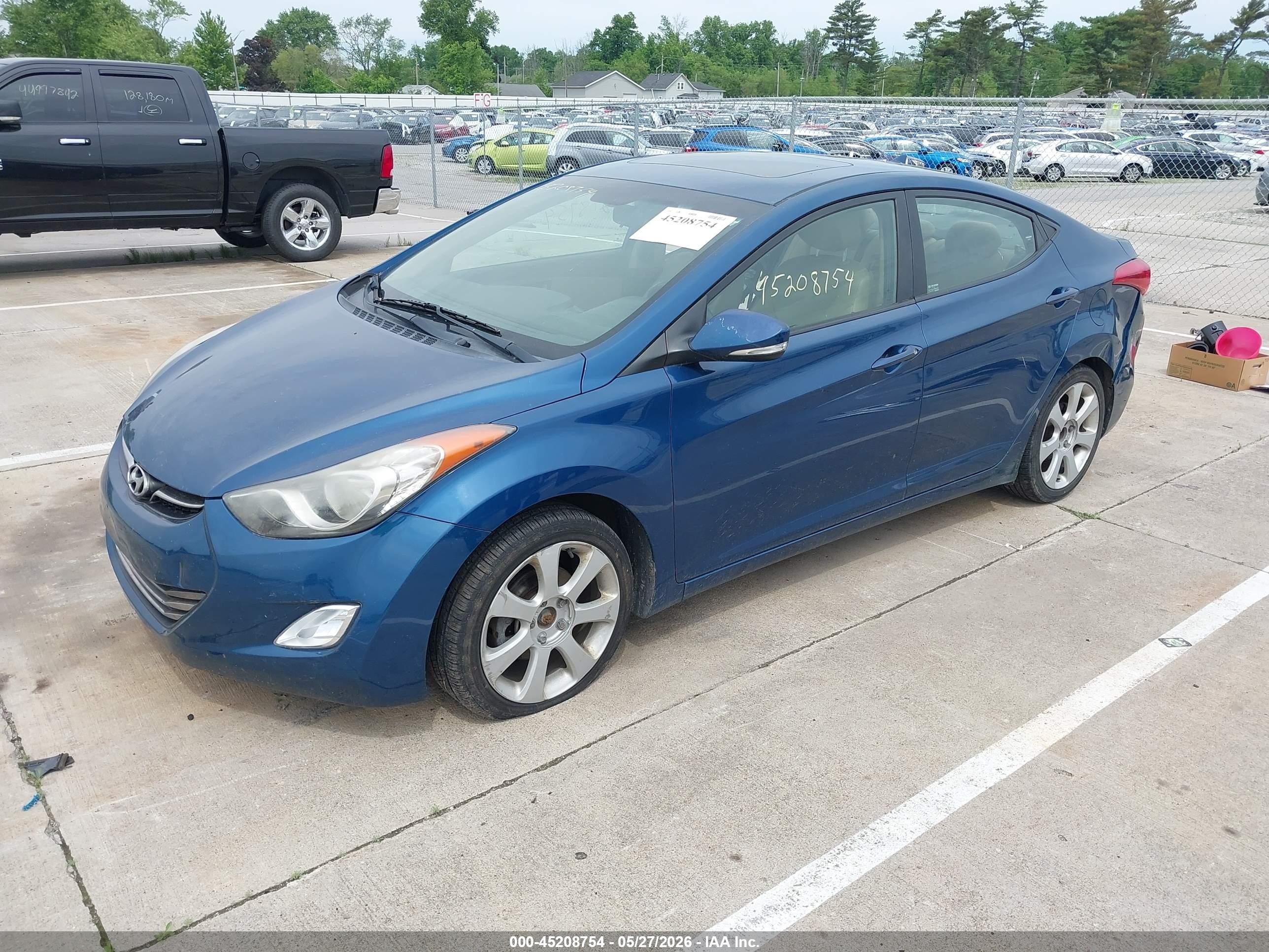 2013 Hyundai Elantra Limited Blue vin: KMHDH4AE2DU975296