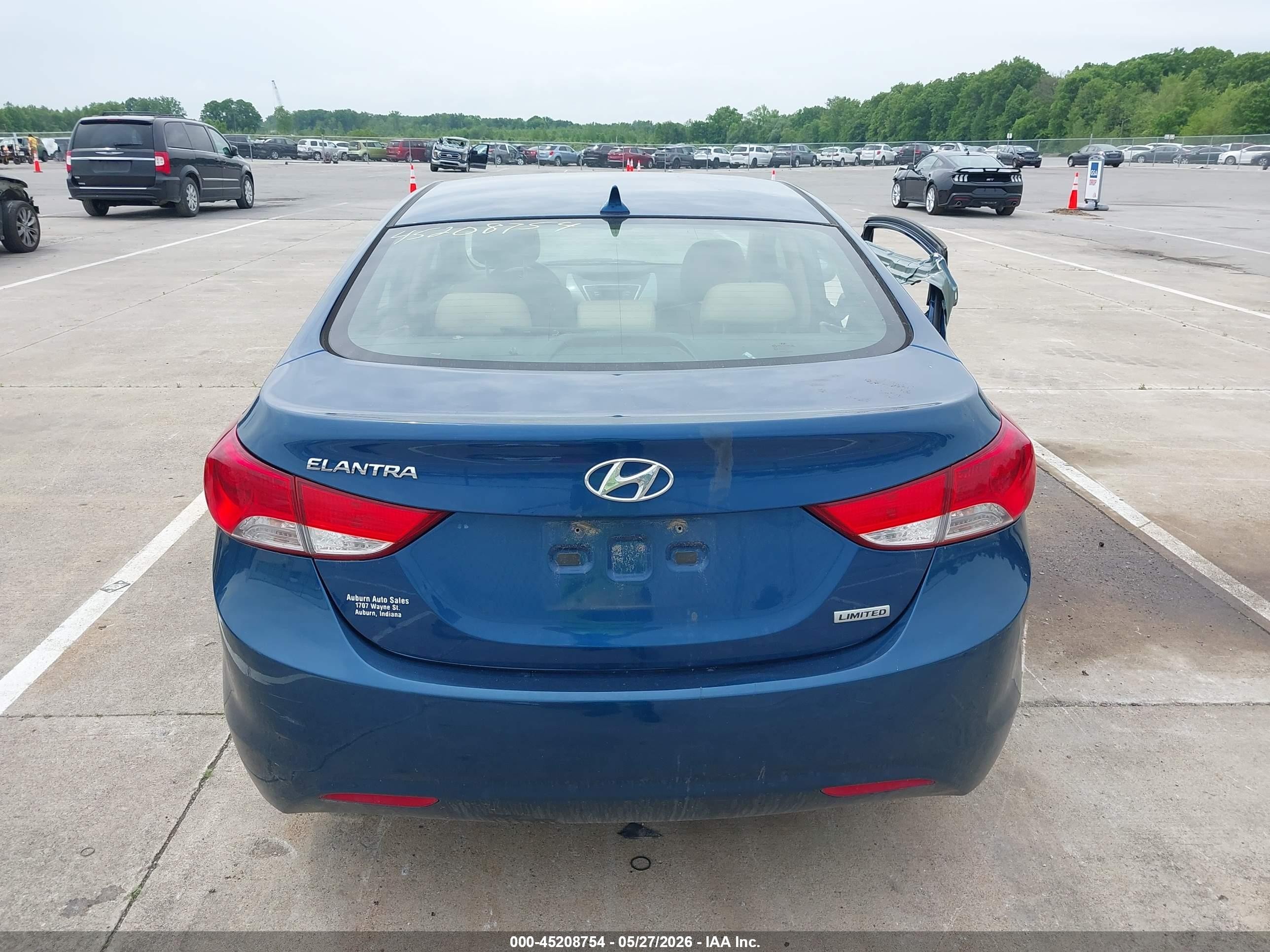 2013 Hyundai Elantra Limited Blue vin: KMHDH4AE2DU975296