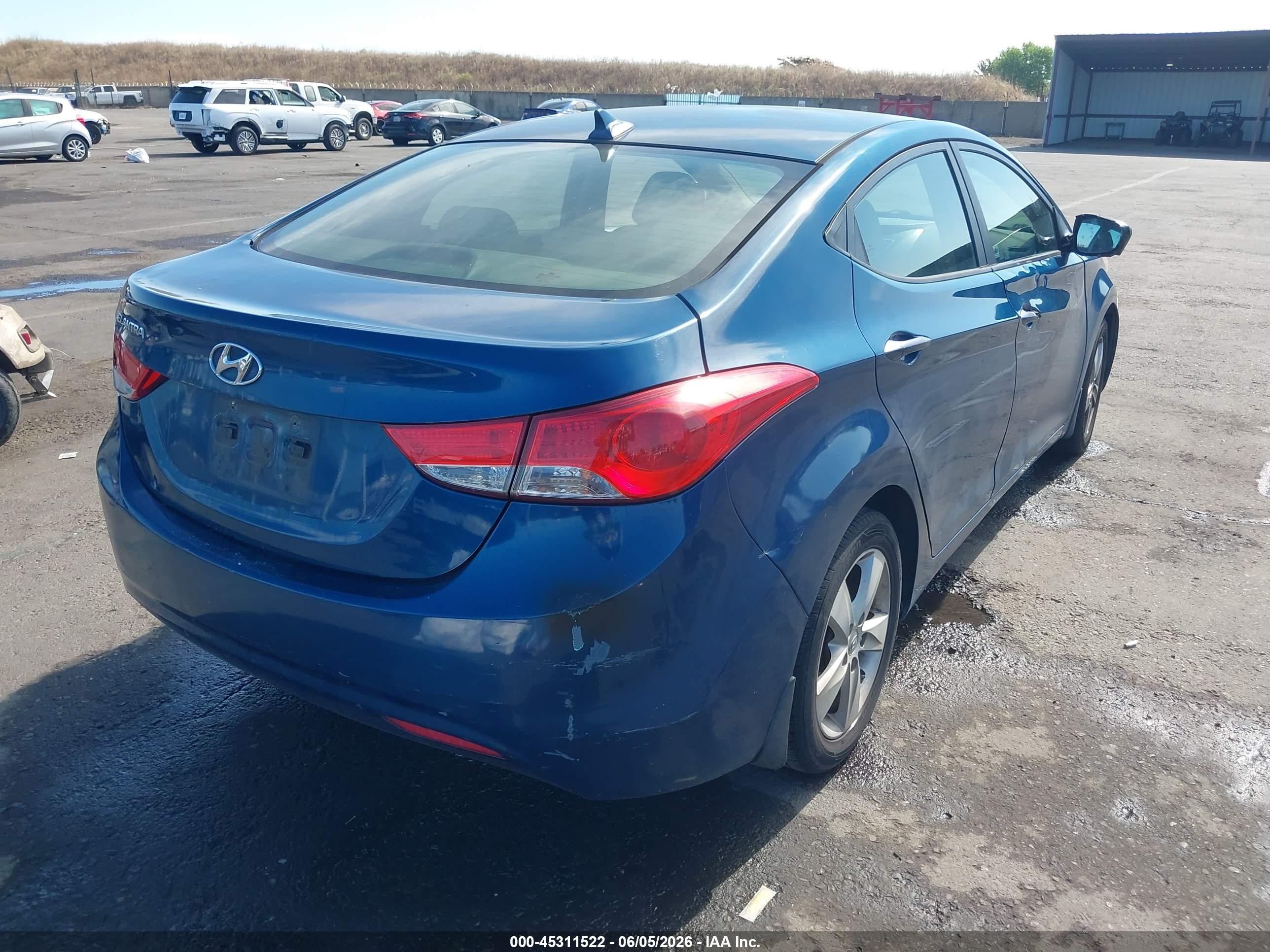 2013 Hyundai Elantra Gls Blue vin: KMHDH4AE2DU987092
