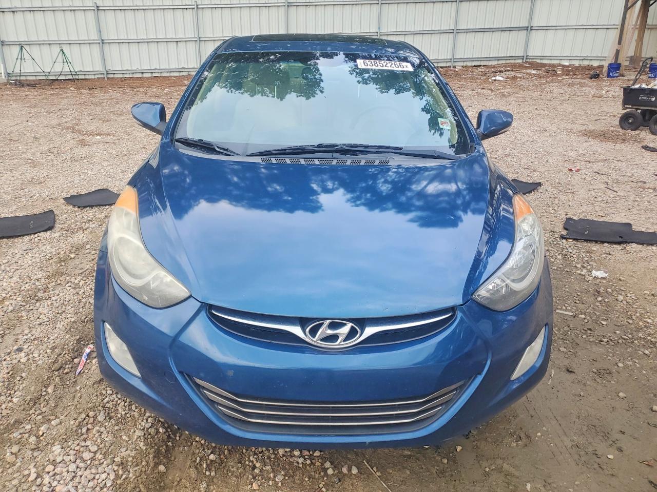 2013 Hyundai Elantra Limited Blue vin: KMHDH4AE2DU997072