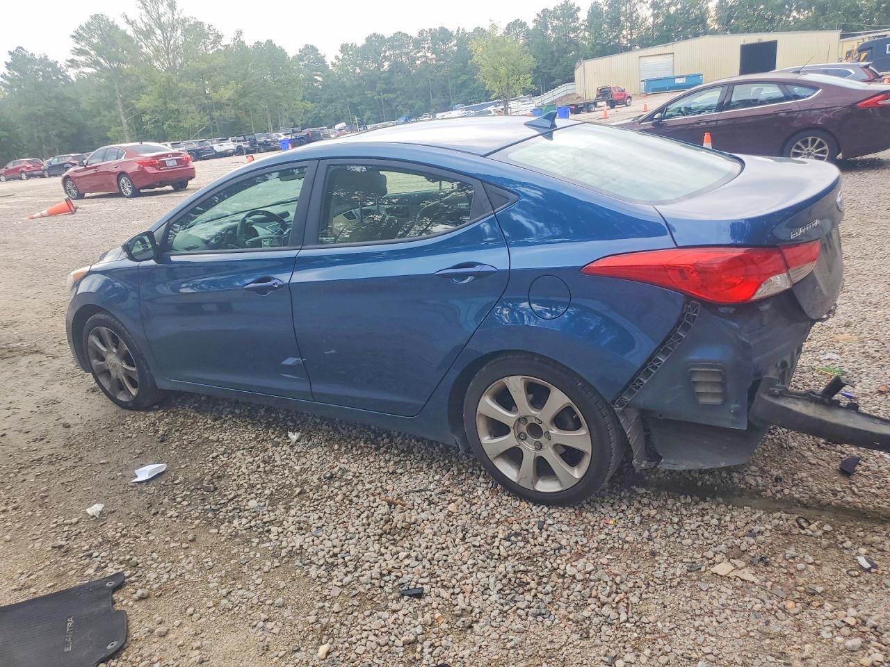 2013 Hyundai Elantra Limited Blue vin: KMHDH4AE2DU997072