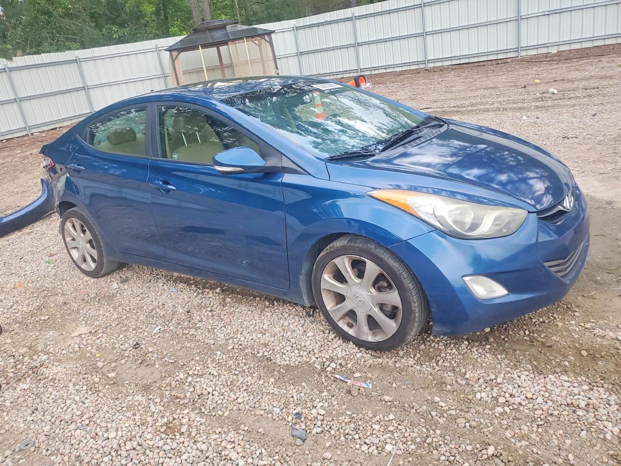 2013 Hyundai Elantra Limited Blue vin: KMHDH4AE2DU997072