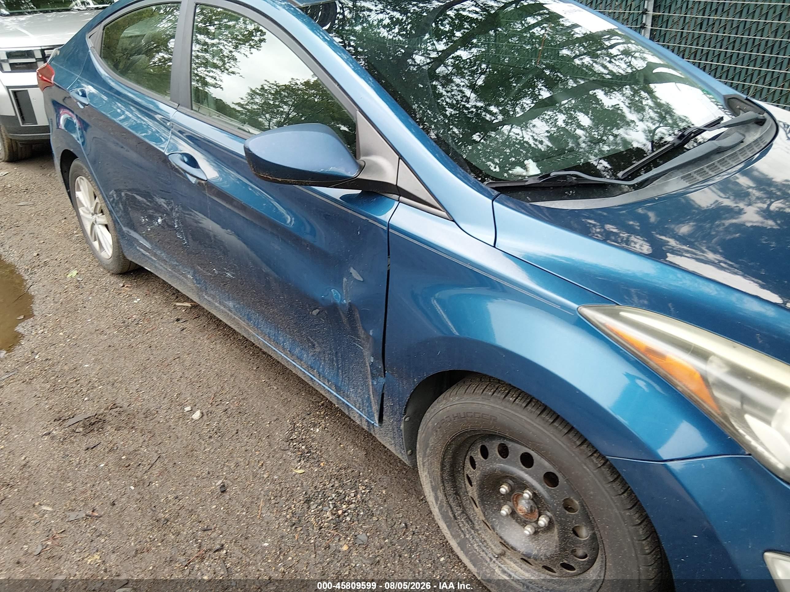 2014 Hyundai Elantra Se Blue vin: KMHDH4AE2EU083003