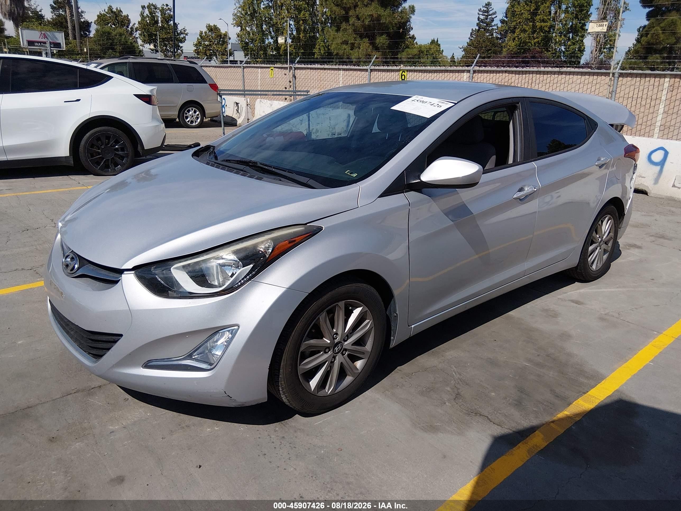 2014 Hyundai Elantra Se Silver vin: KMHDH4AE2EU084037