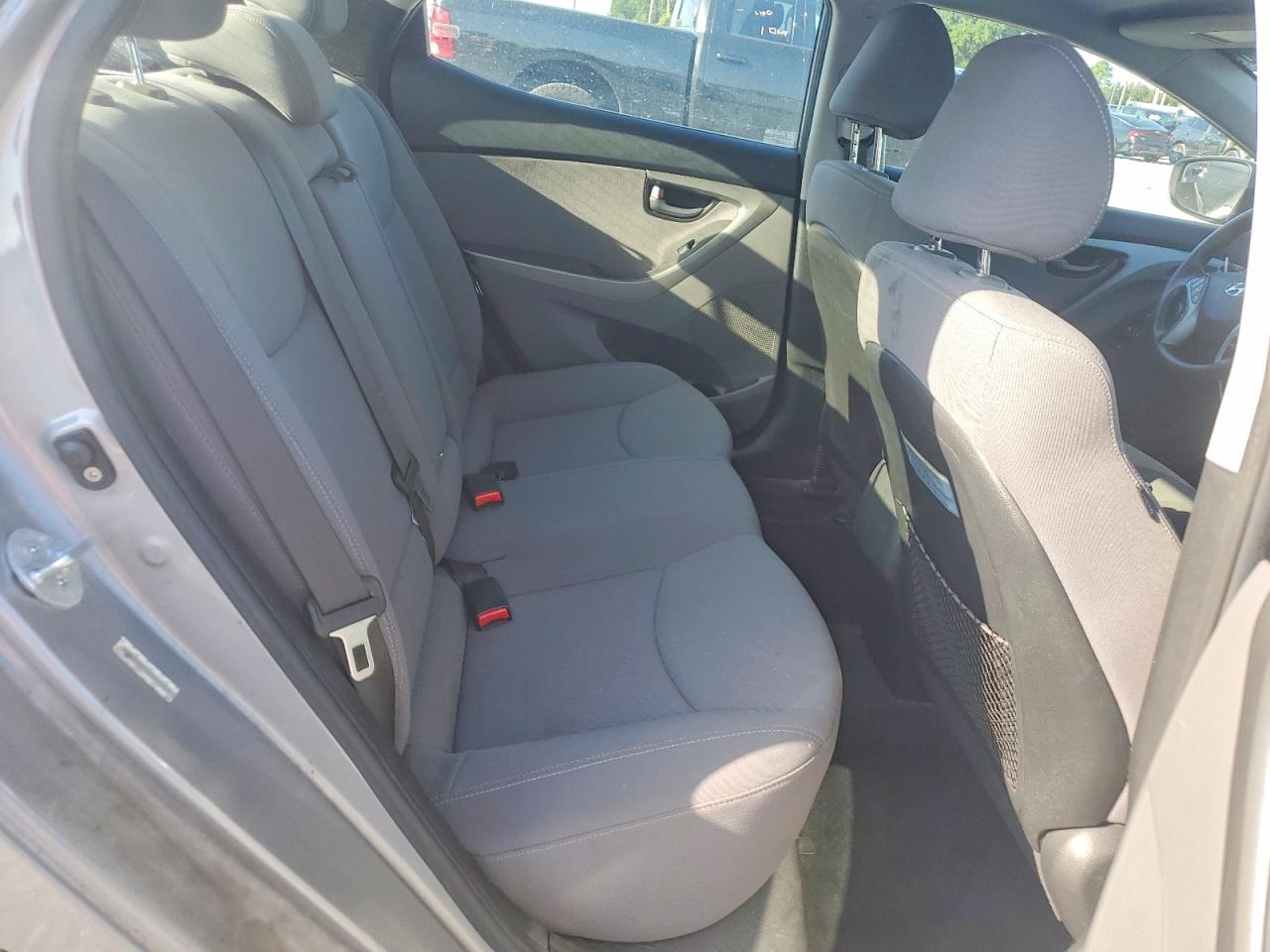 2014 Hyundai Elantra Se Silver vin: KMHDH4AE2EU111270