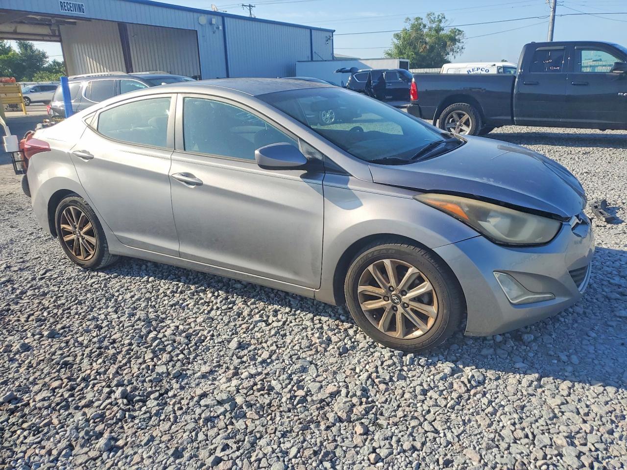 2014 Hyundai Elantra Se Silver vin: KMHDH4AE2EU111270