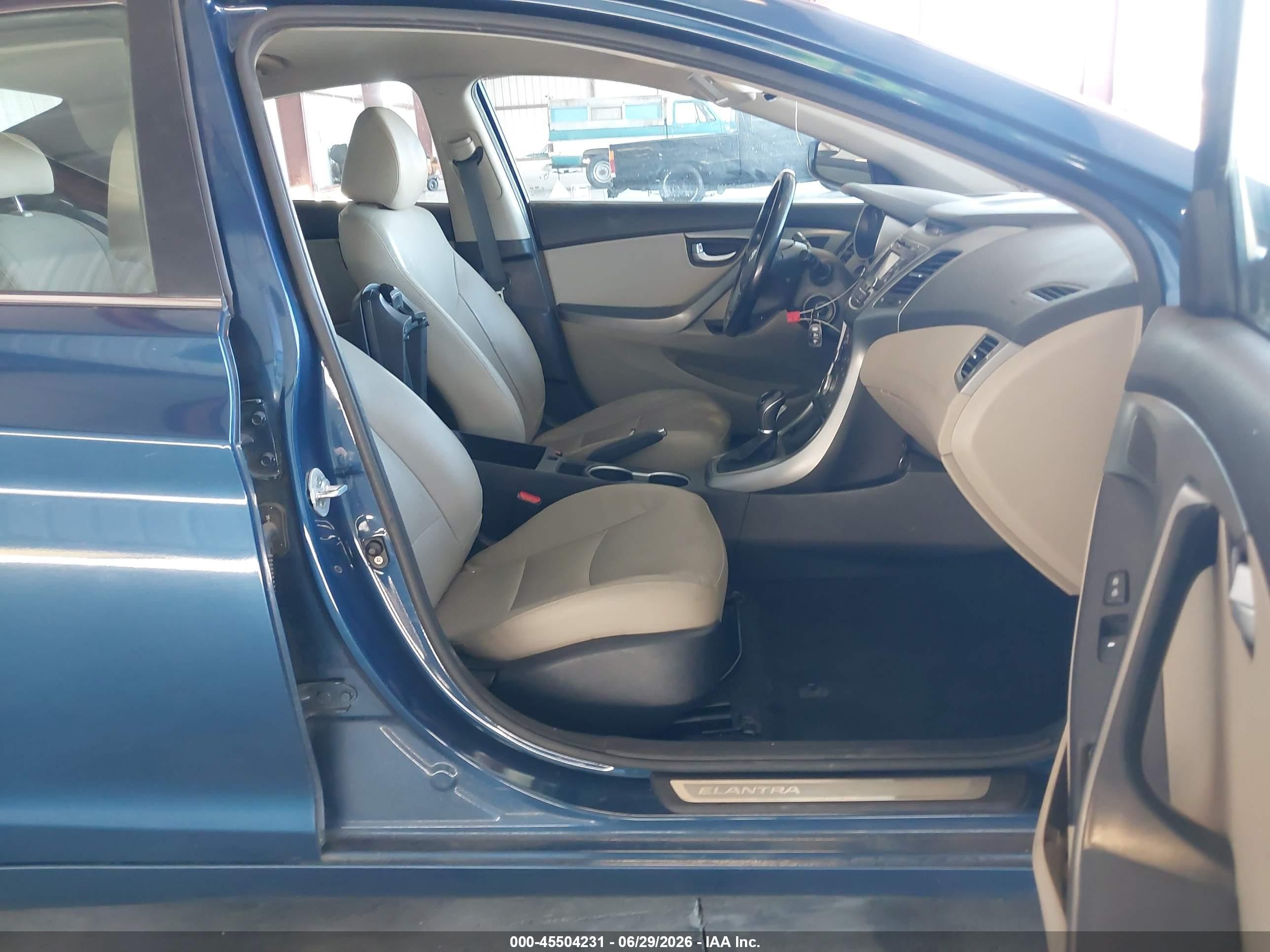 2014 Hyundai Elantra Limited Blue vin: KMHDH4AE2EU125086