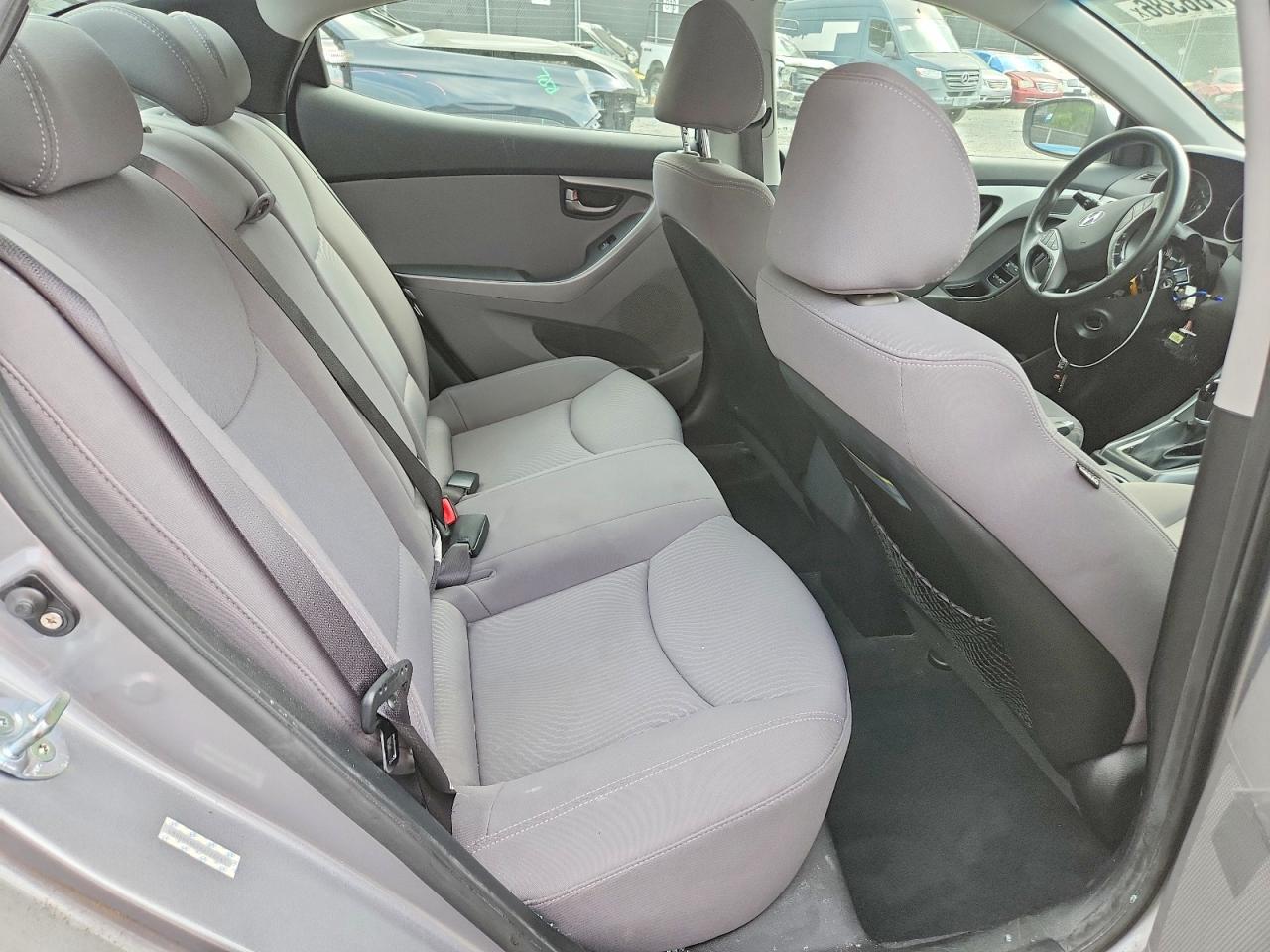 2014 Hyundai Elantra Se Серебряный vin: KMHDH4AE2EU126741