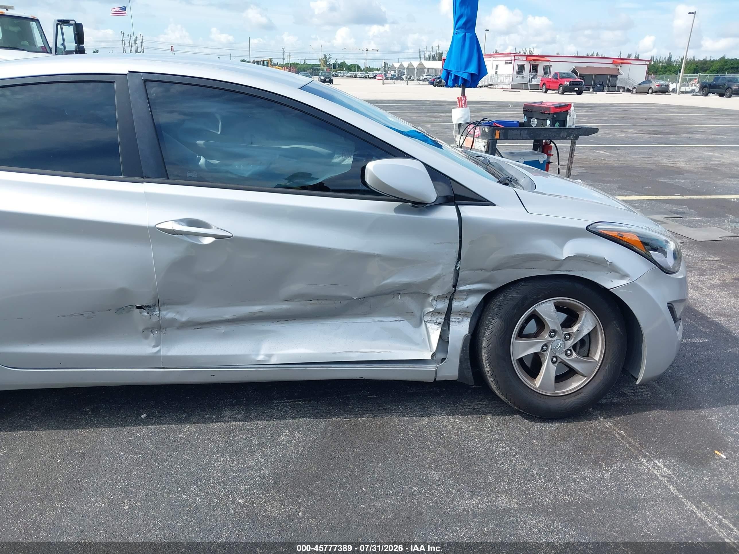 2014 Hyundai Elantra Se Silver vin: KMHDH4AE2EU216973