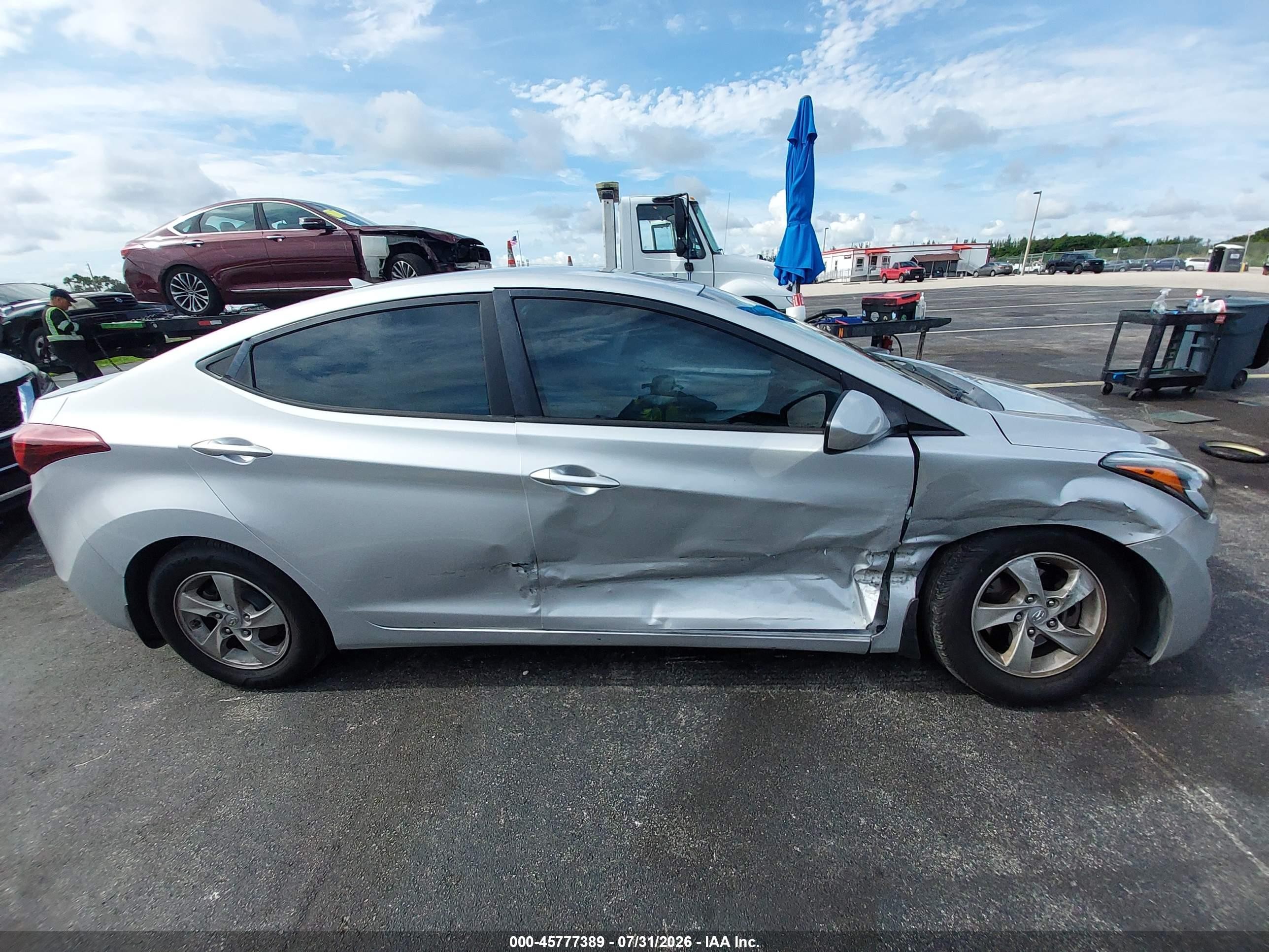 2014 Hyundai Elantra Se Silver vin: KMHDH4AE2EU216973