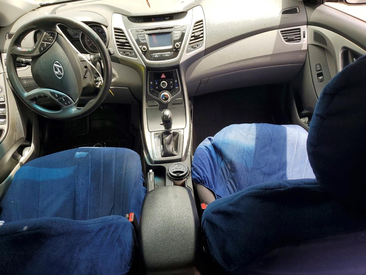 2015 Hyundai Elantra Silver vin: KMHDH4AE2FU224508