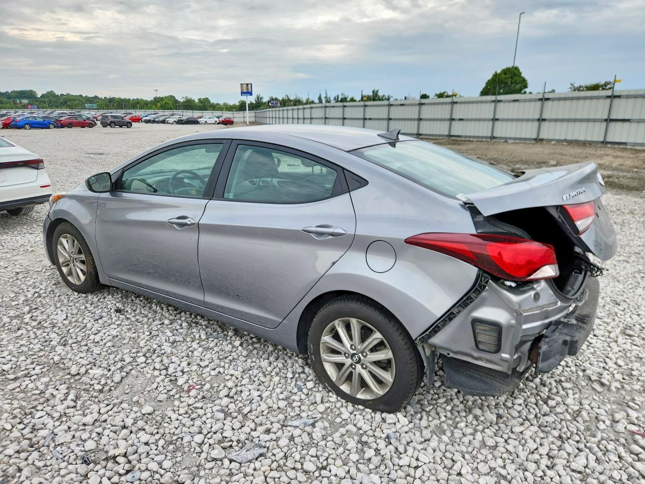 2015 Hyundai Elantra Se Gray vin: KMHDH4AE2FU249702