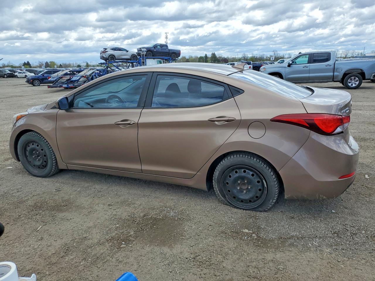 2015 Hyundai Elantra Se Brown vin: KMHDH4AE2FU302494