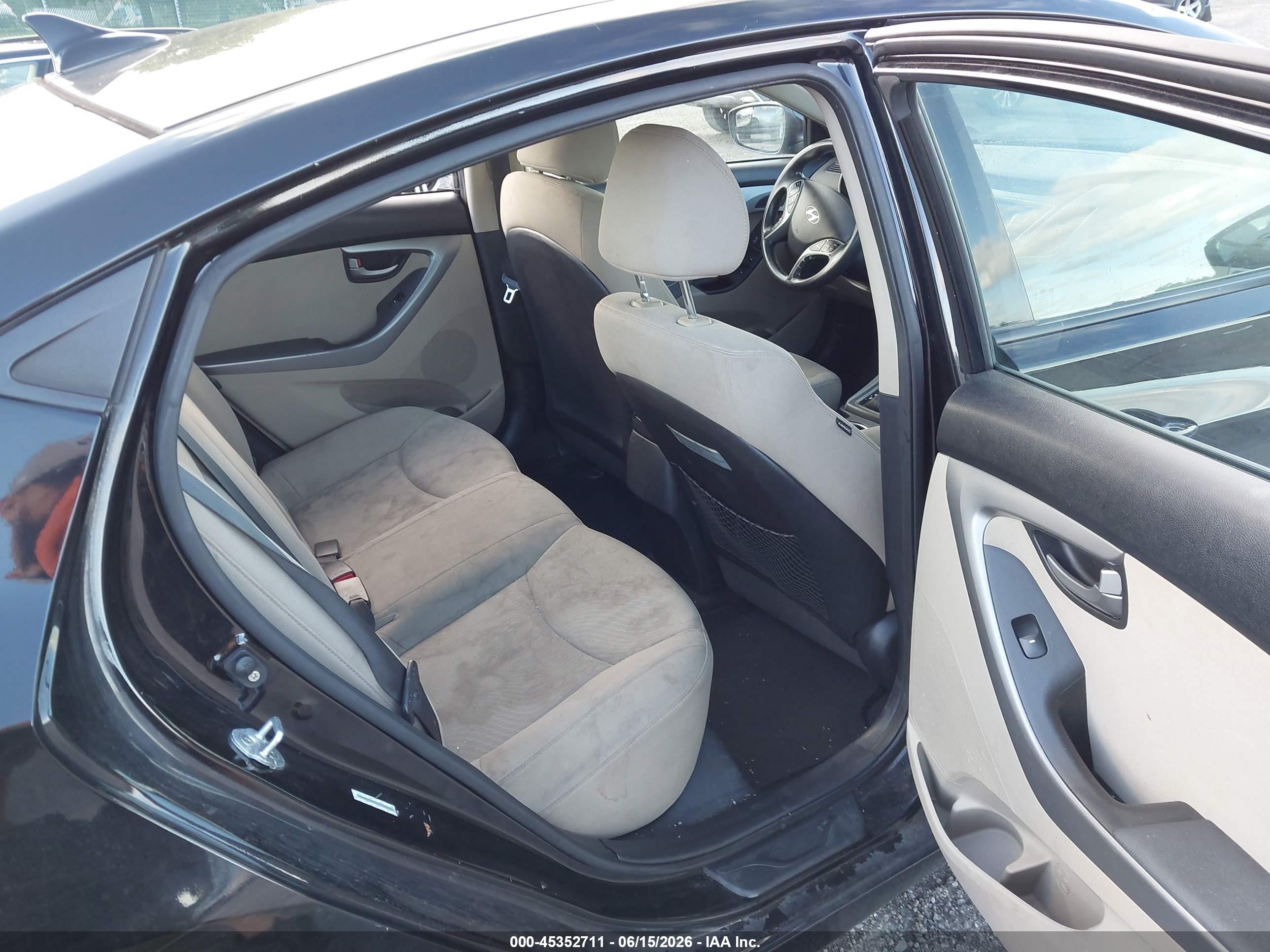2015 Hyundai Elantra Se Black vin: KMHDH4AE2FU323300