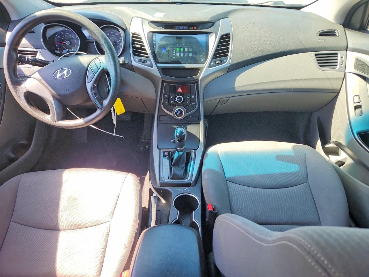 2015 Hyundai Elantra Se Red vin: KMHDH4AE2FU326424