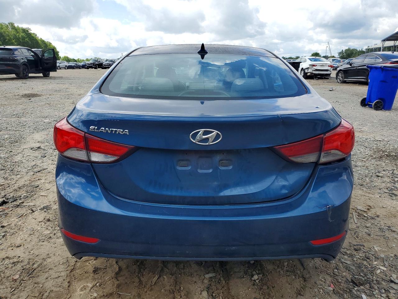 2015 Hyundai Elantra Se Blue vin: KMHDH4AE2FU347841