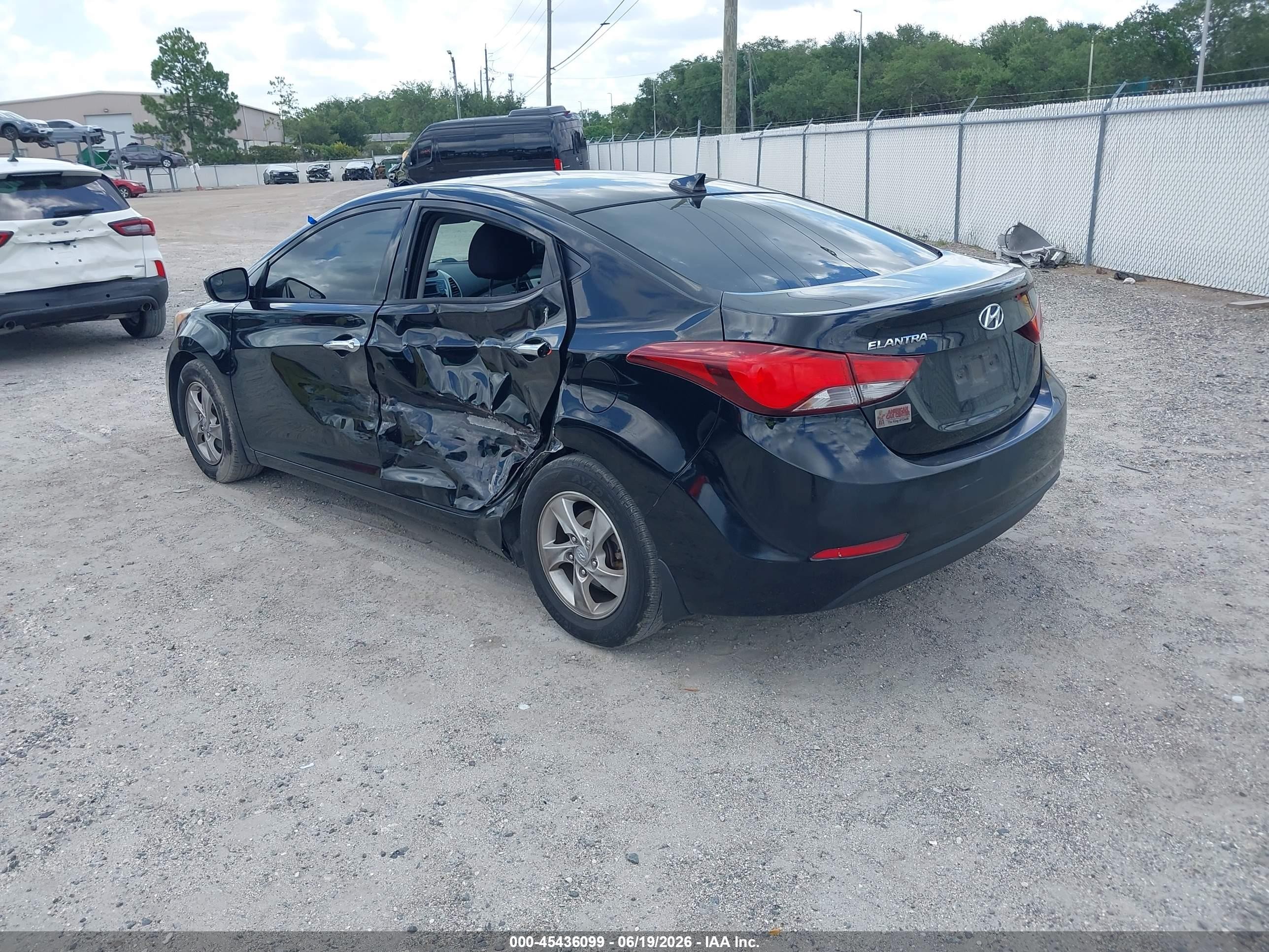2015 Hyundai Elantra Se Black vin: KMHDH4AE2FU354577