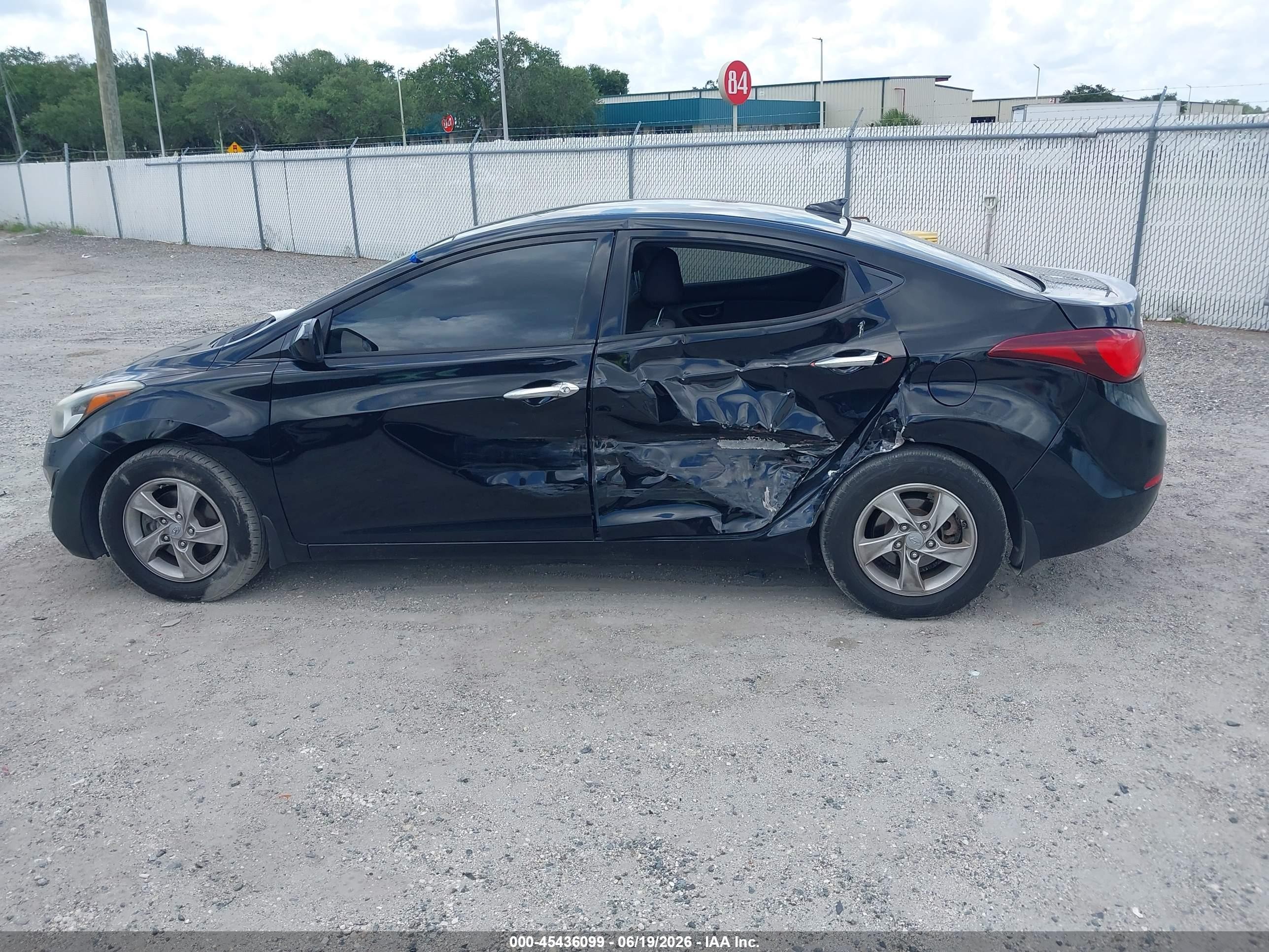 2015 Hyundai Elantra Se Black vin: KMHDH4AE2FU354577
