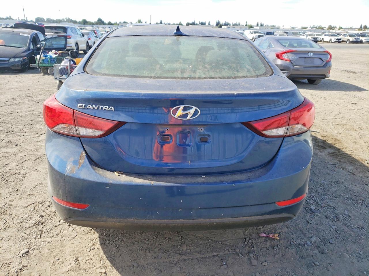 2015 Hyundai Elantra Se Blue vin: KMHDH4AE2FU360864