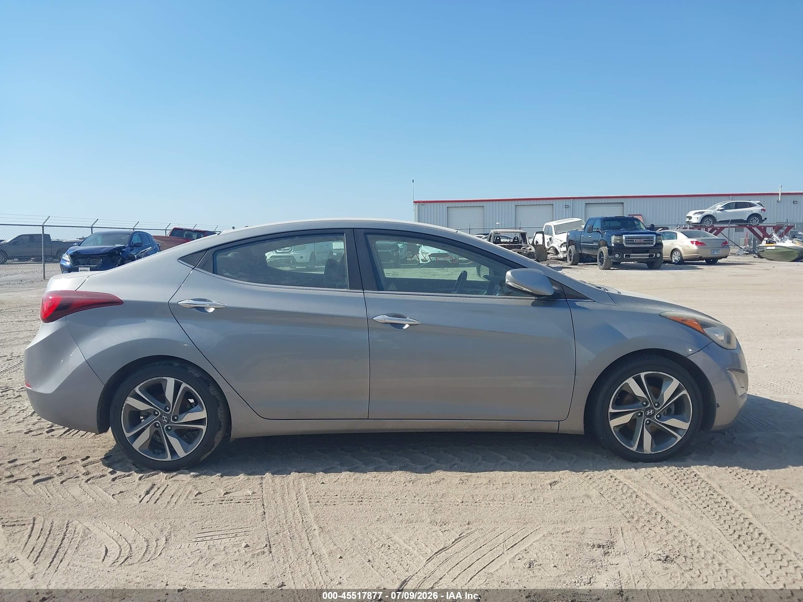 2015 Hyundai Elantra Limited Silver vin: KMHDH4AE2FU364879