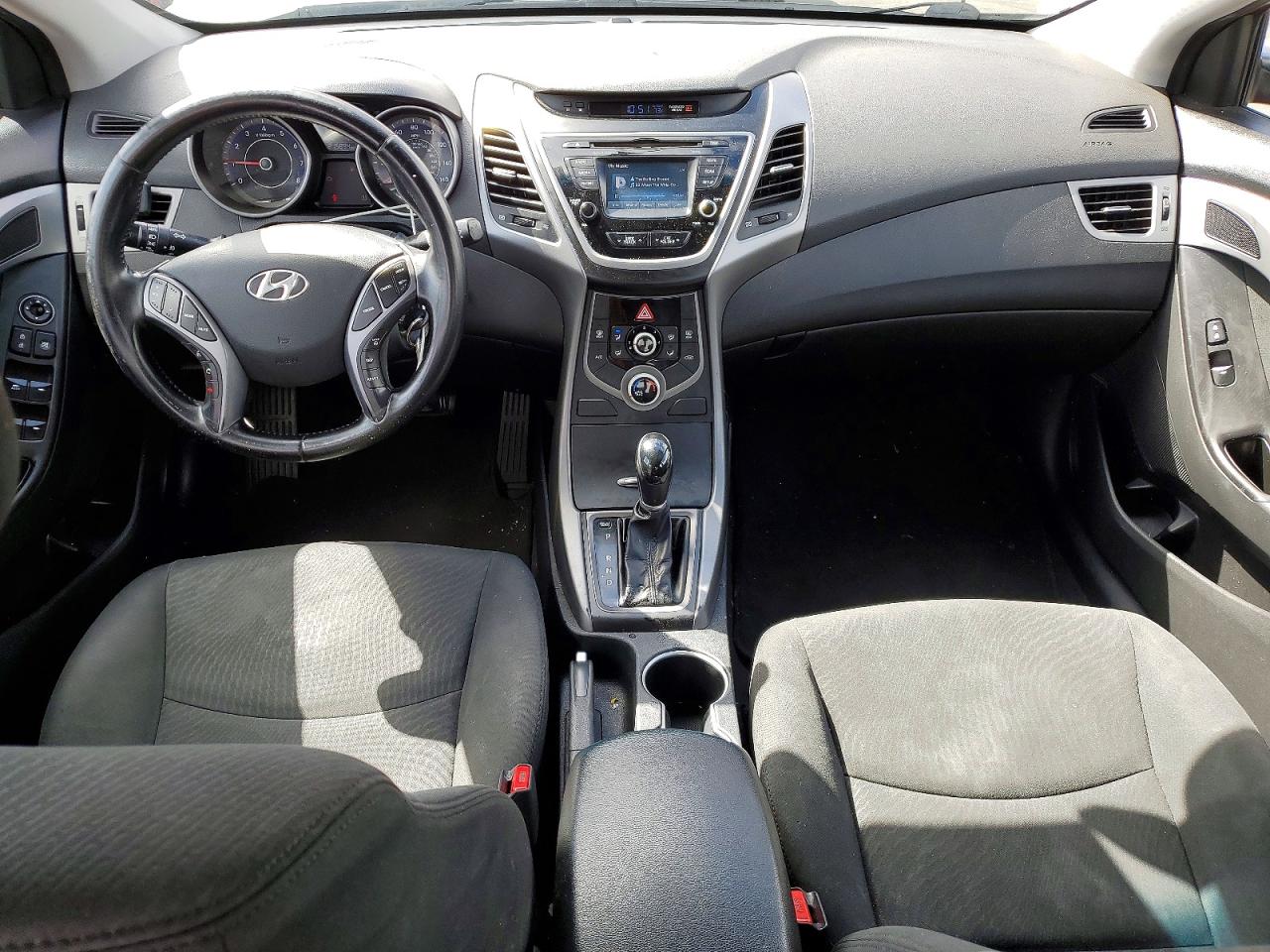 2015 Hyundai Elantra Se Red vin: KMHDH4AE2FU369399
