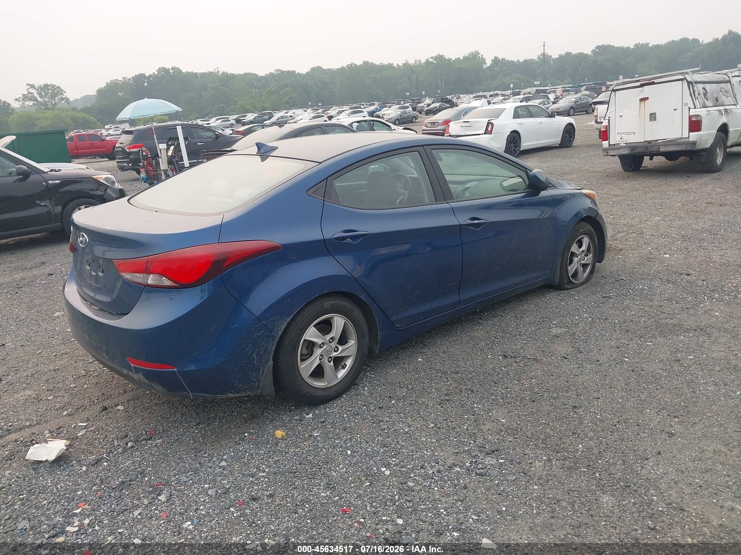2015 Hyundai Elantra Se Blue vin: KMHDH4AE2FU443775