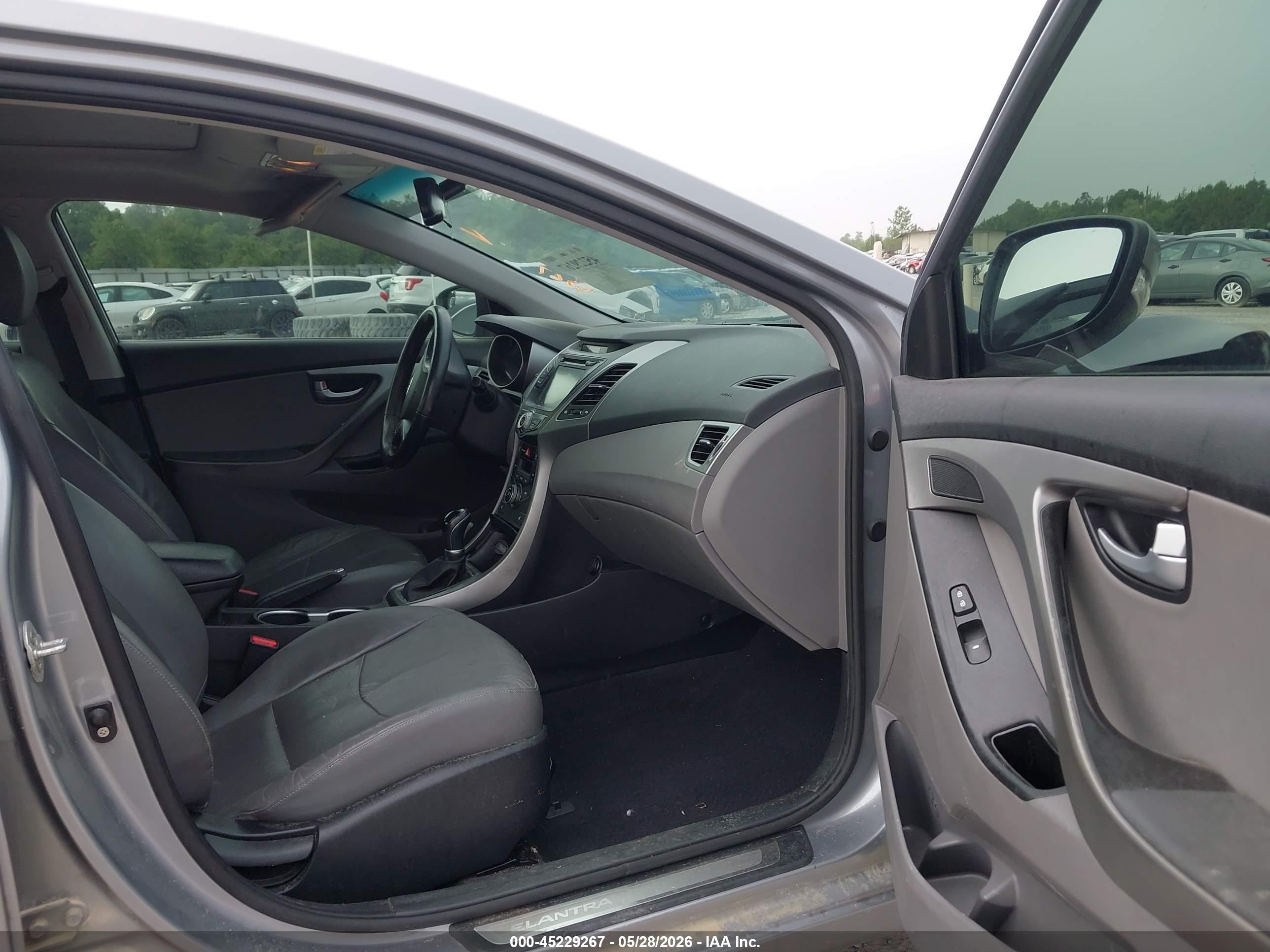 2015 Hyundai Elantra Limited Silver vin: KMHDH4AE2FU456087