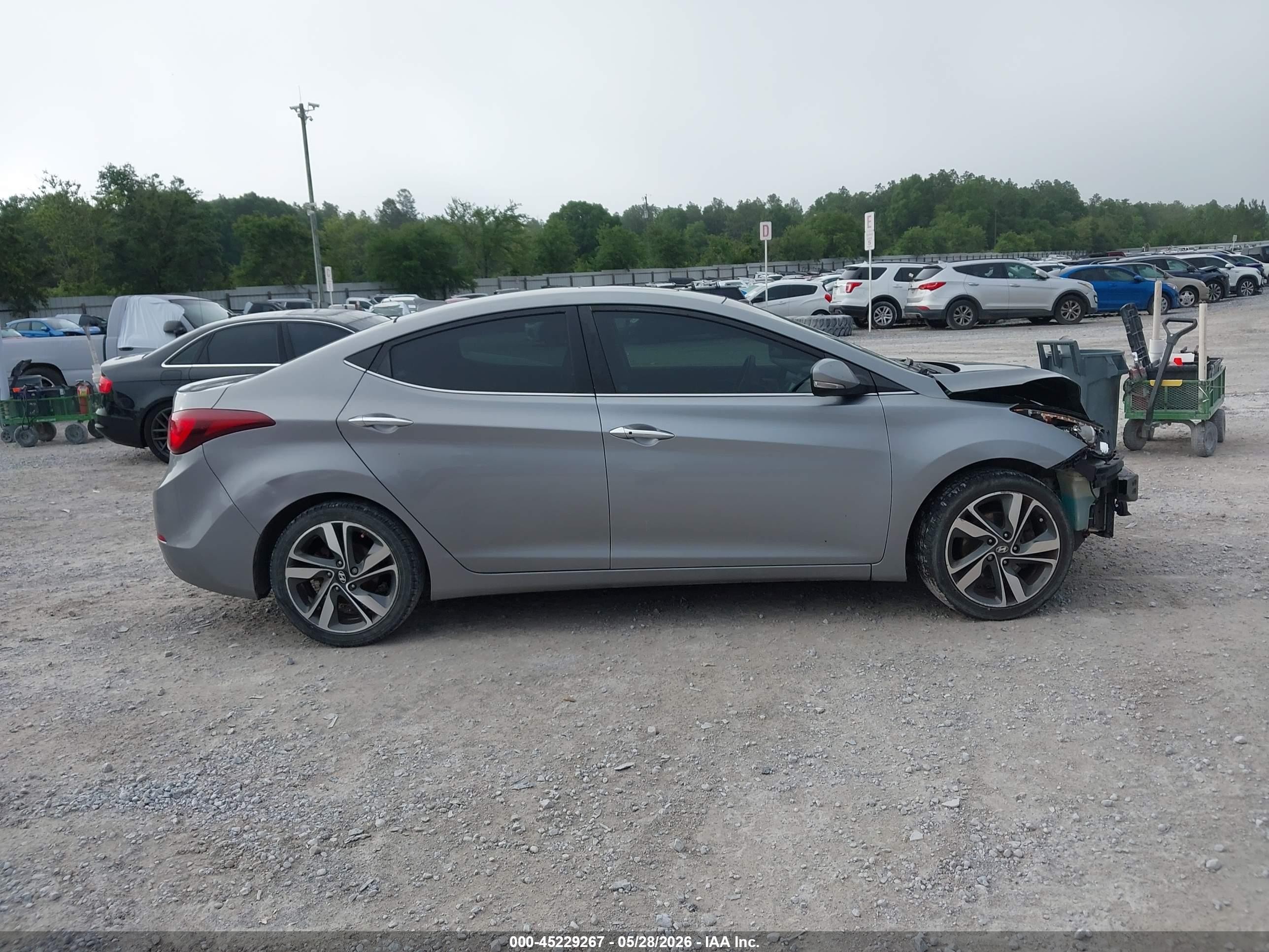2015 Hyundai Elantra Limited Silver vin: KMHDH4AE2FU456087