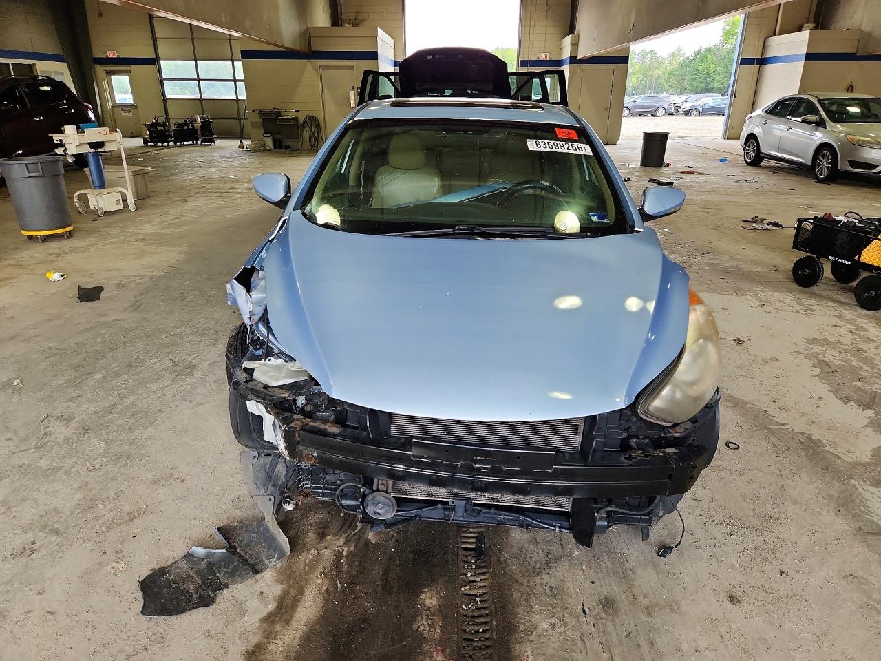 2011 Hyundai Elantra Limited Blue vin: KMHDH4AE3BU092451