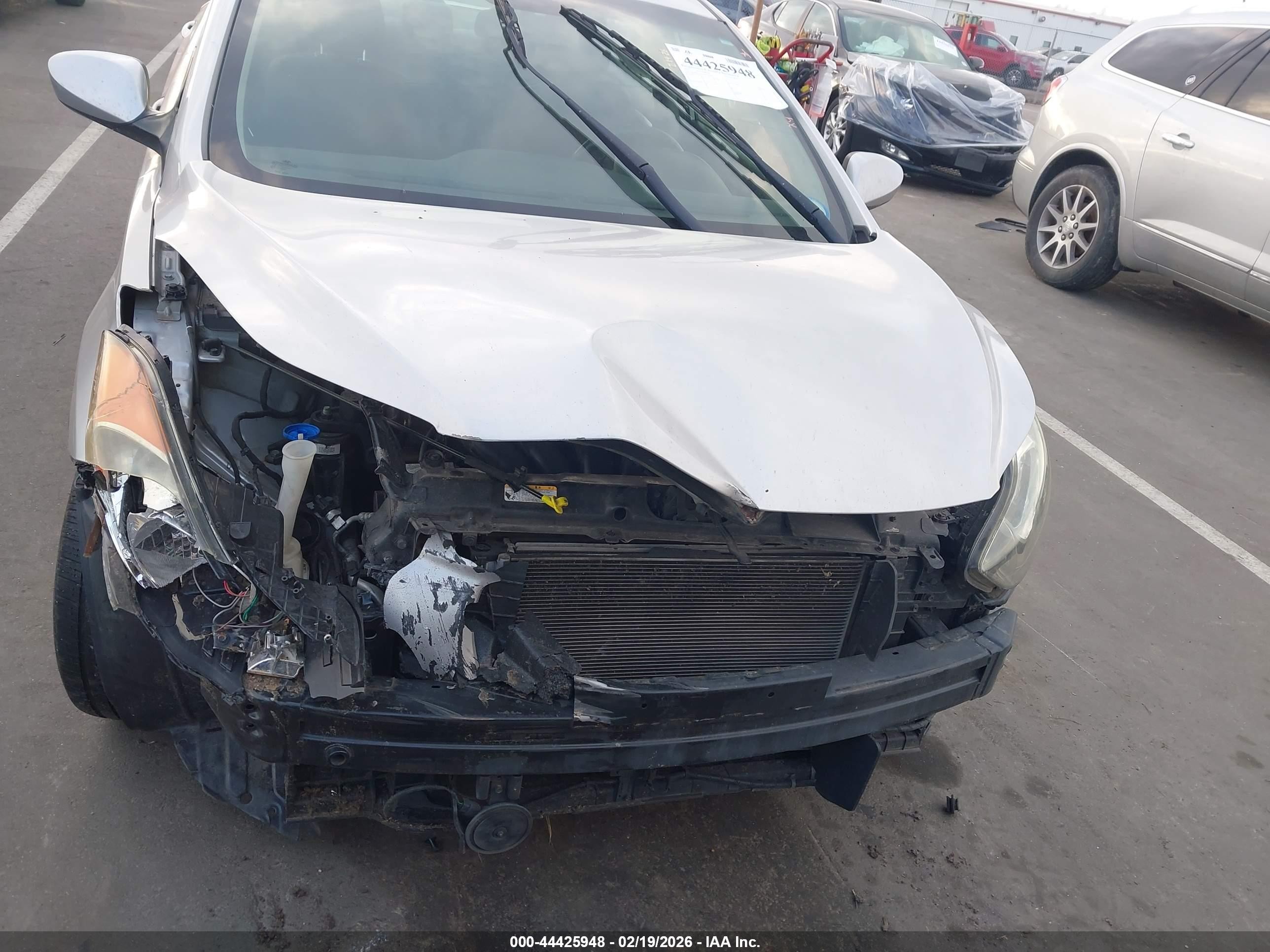 2011 Hyundai Elantra Gls (ulsan Plant) Silver vin: KMHDH4AE3BU145892