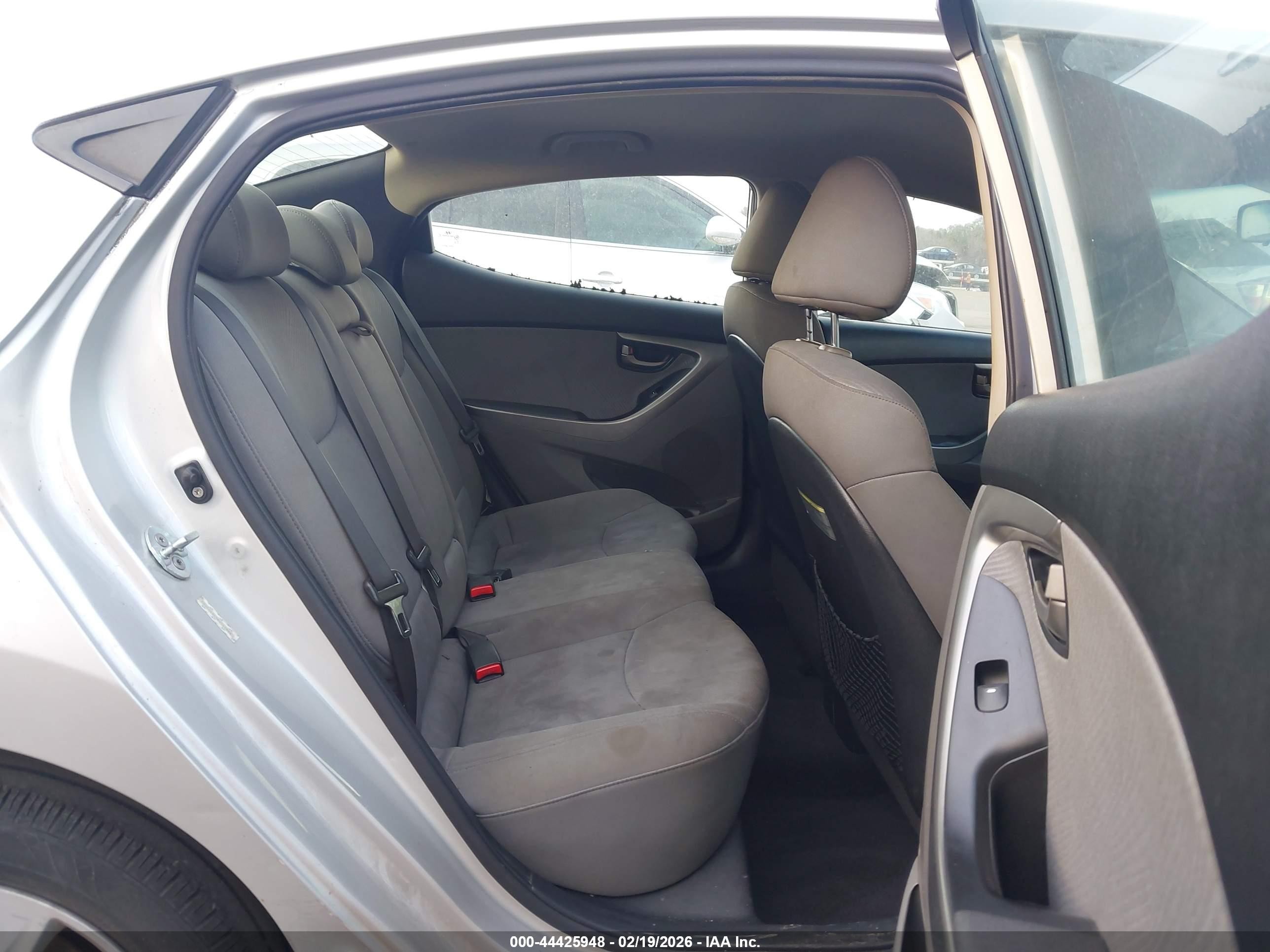 2011 Hyundai Elantra Gls (ulsan Plant) Silver vin: KMHDH4AE3BU145892